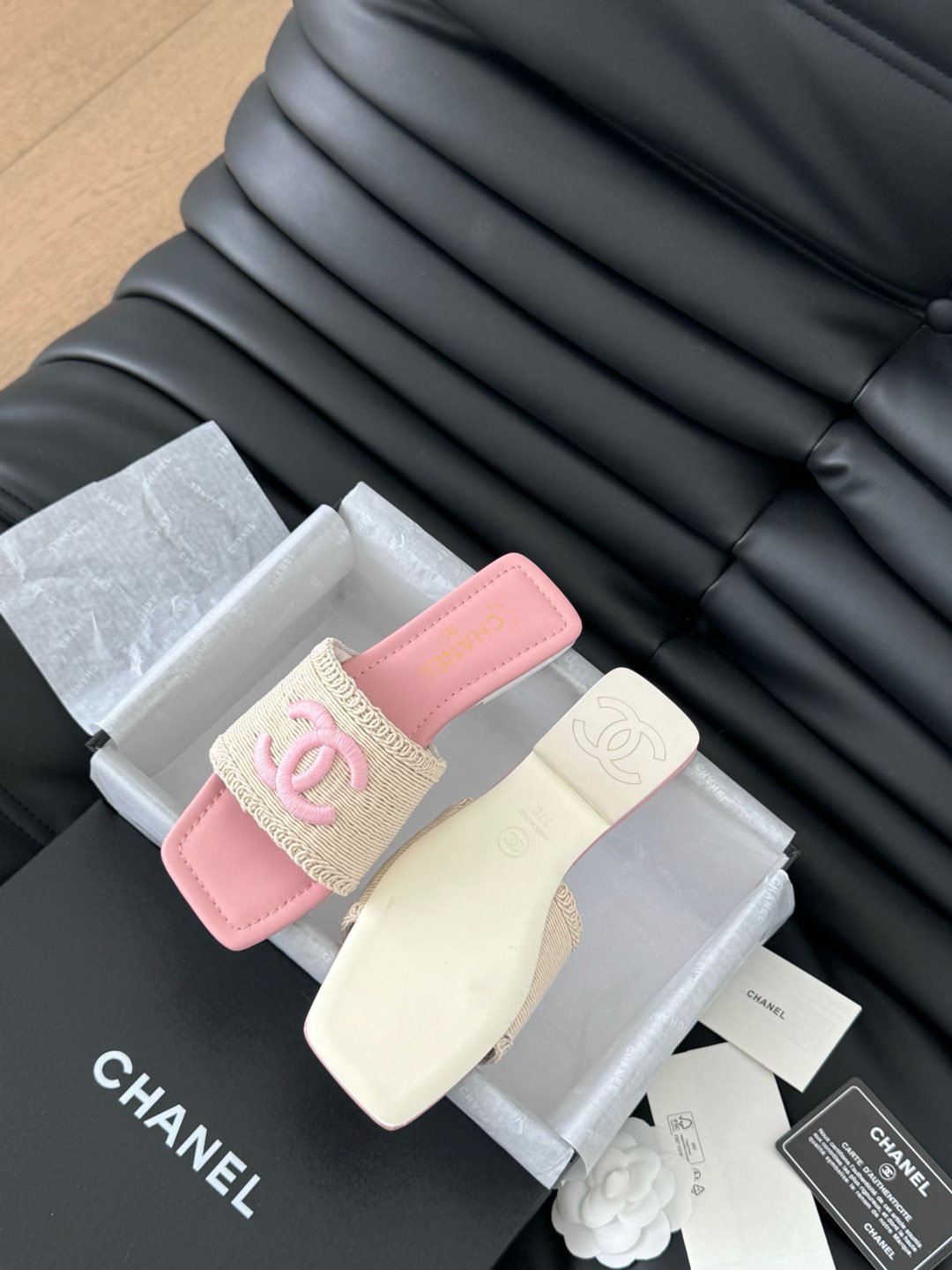 WOVEN SLIDE IN RAFFIA AND LIGHT PINK LAMBSKIN - Image 9