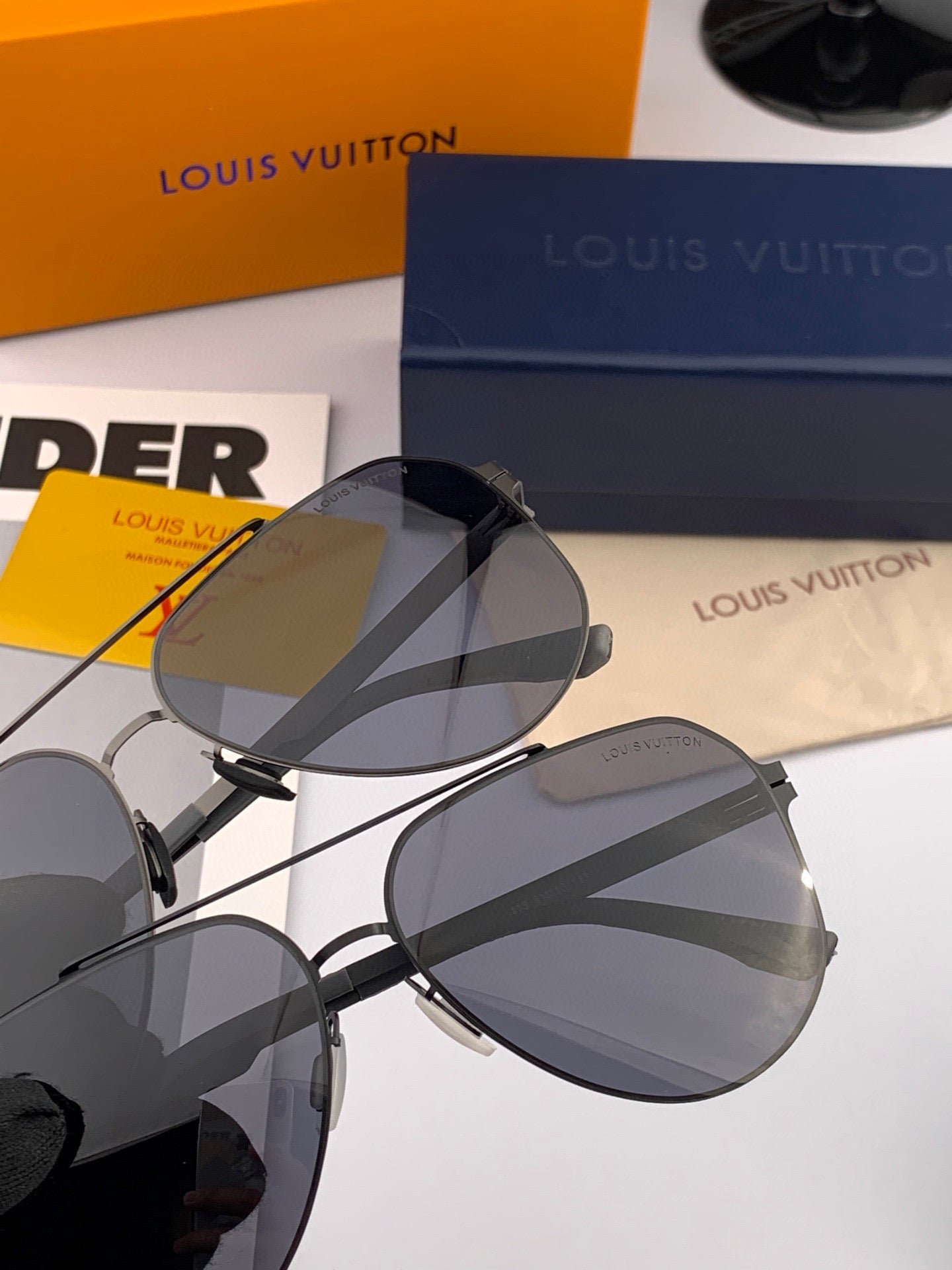 PILOT SUNGLASSES L311 IN METAL - Image 5