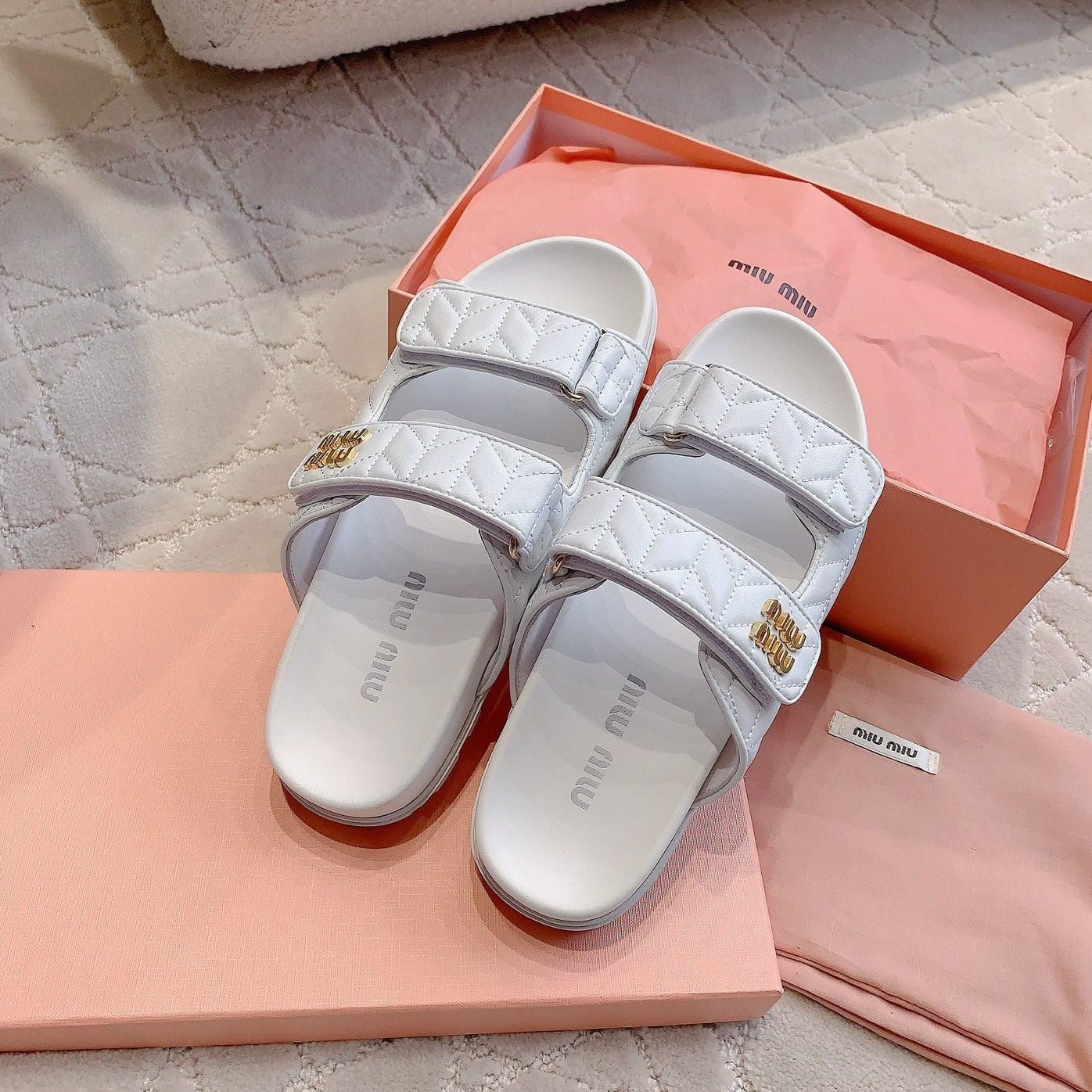 White Stylized Slippers Sheepskin - Image 4