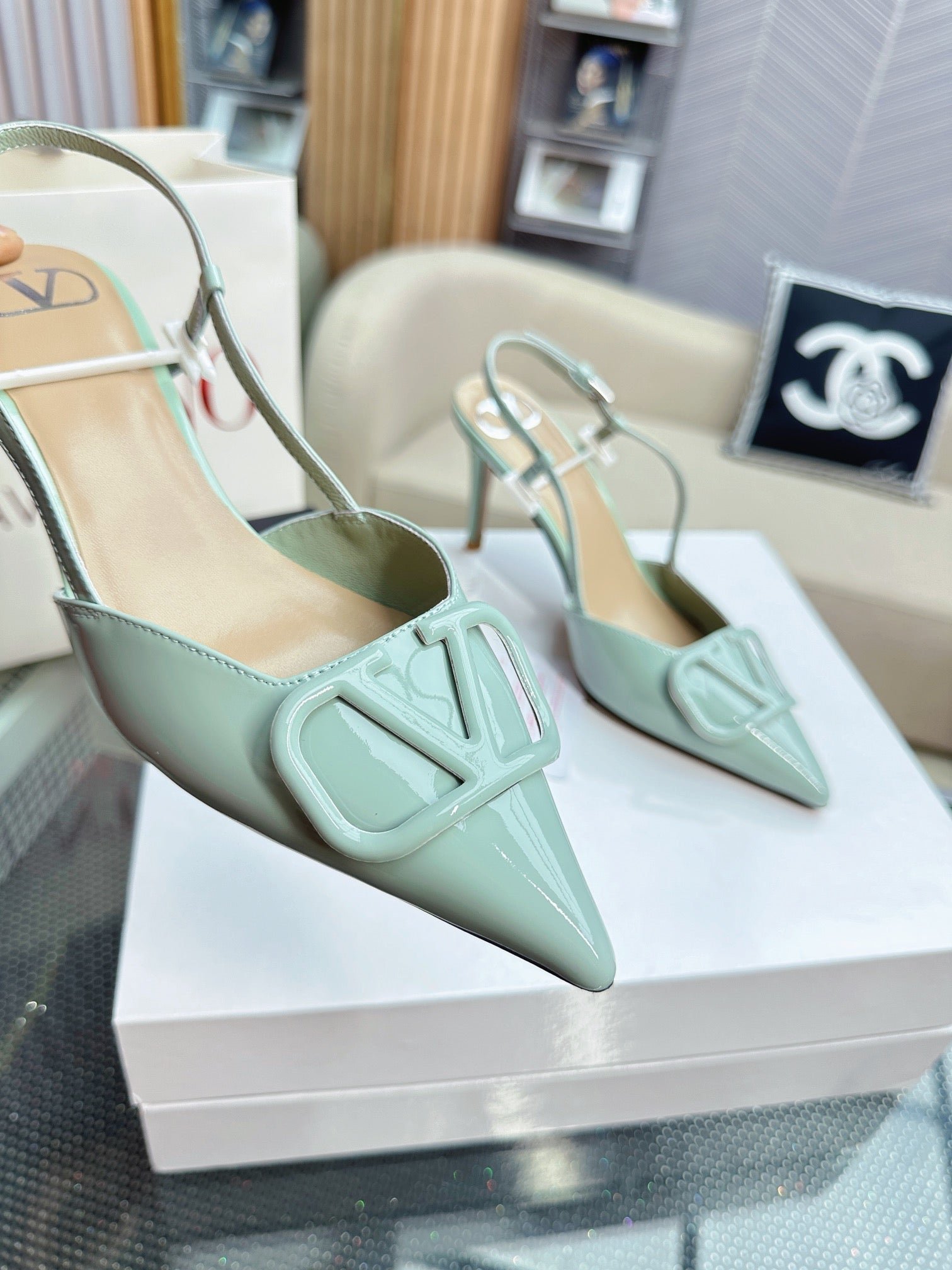 VLOGO SLINGBACK PUMP IN POWDER BLUE CALFSKIN LEATHER - Image 8