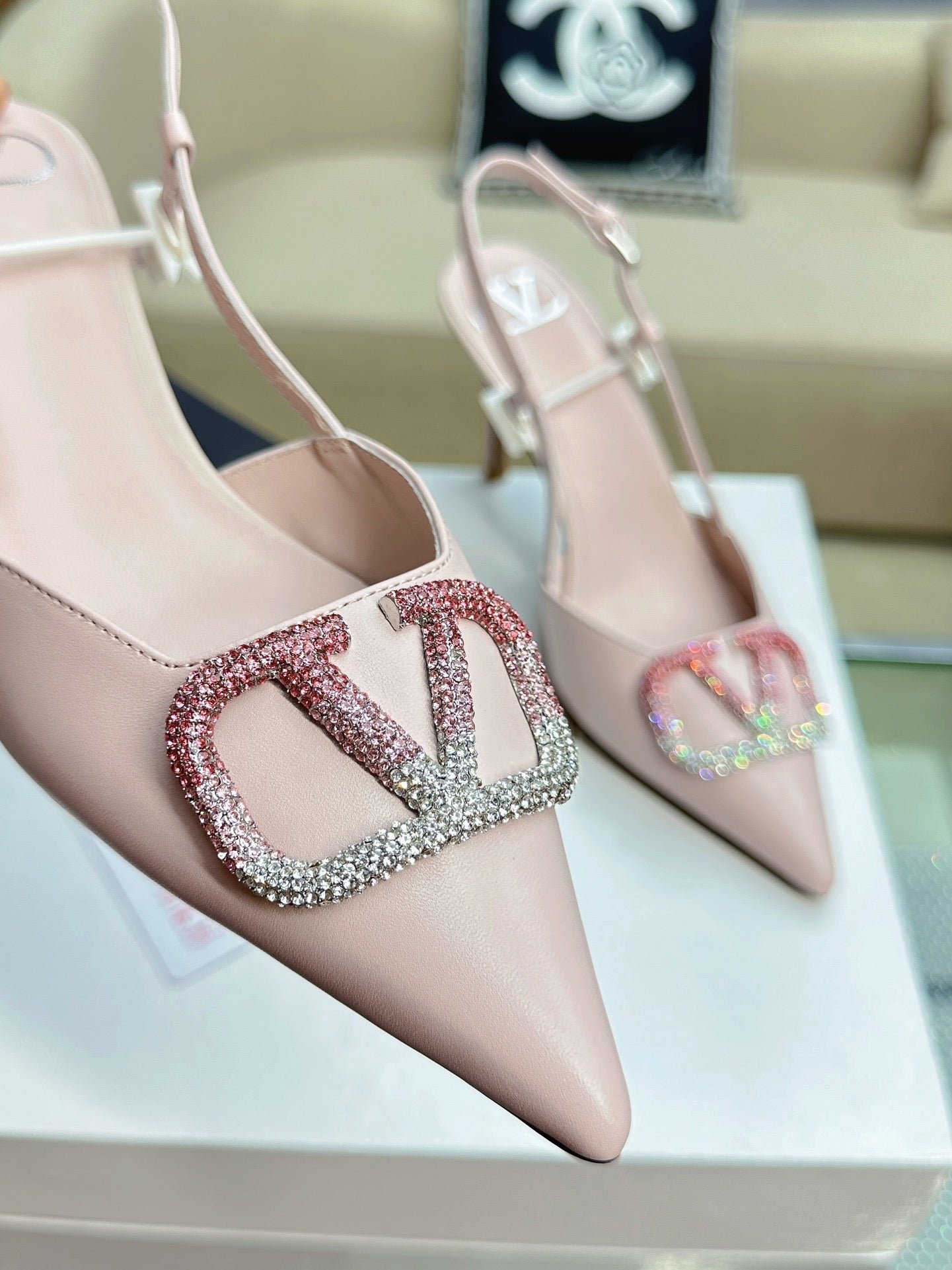 VLOGO SLINGBACK PUMP IN PASTEL PINK CALFSKIN LEATHER - Image 8