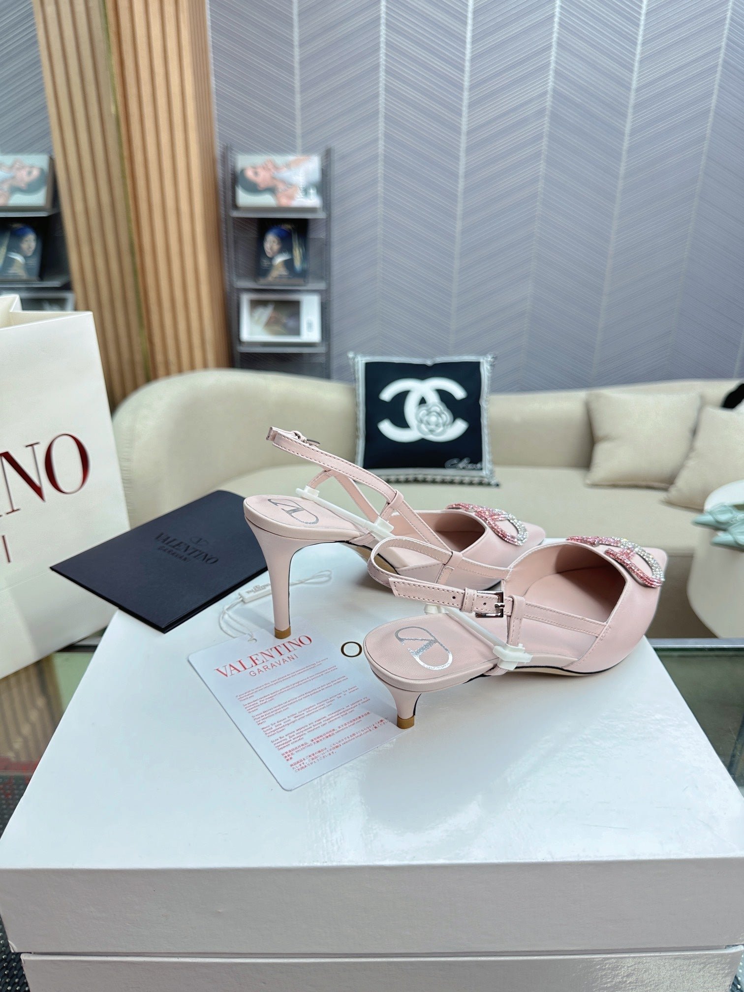 VLOGO SLINGBACK PUMP IN PASTEL PINK CALFSKIN LEATHER - Image 9