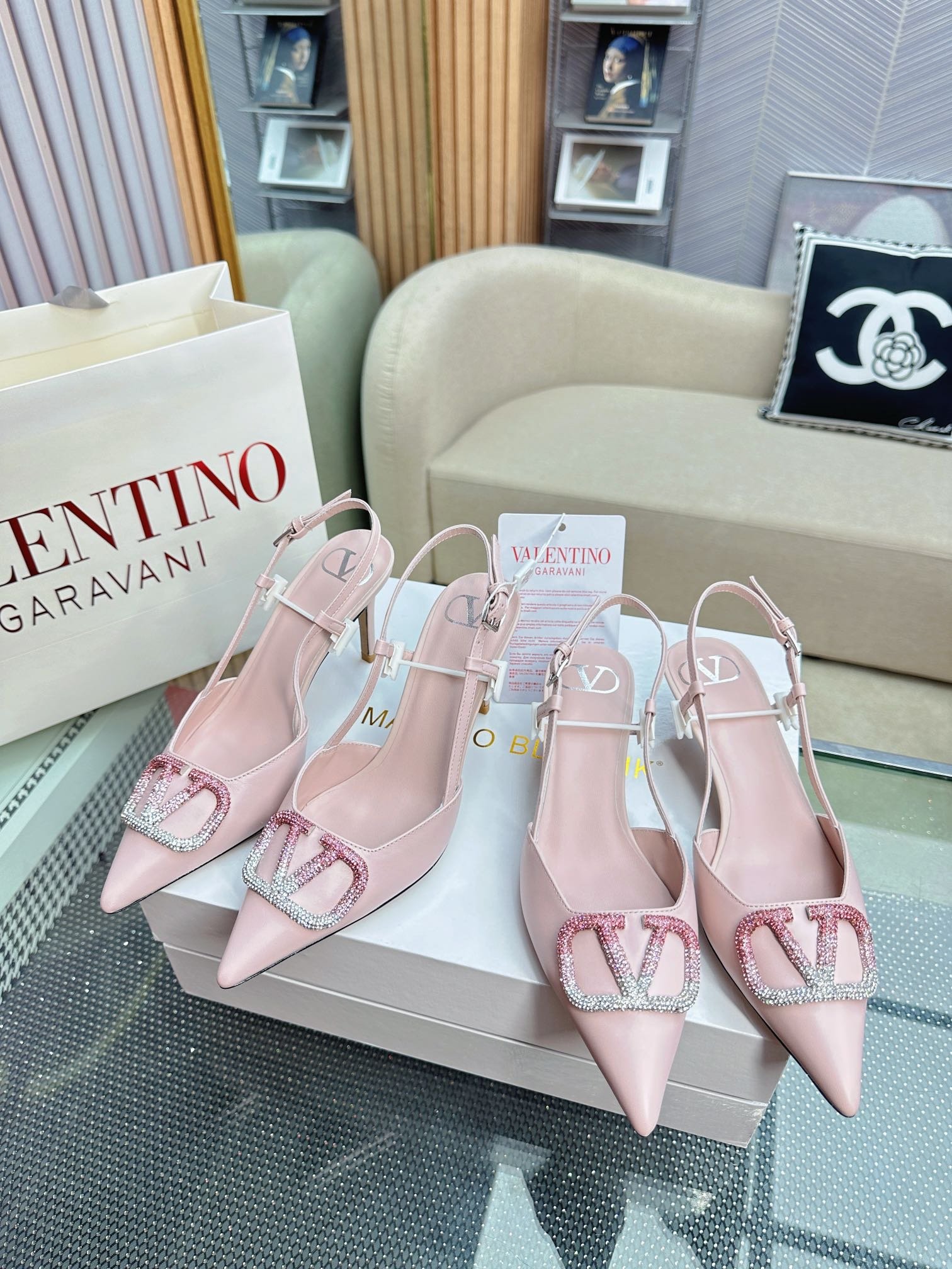 VLOGO SLINGBACK PUMP IN PASTEL PINK CALFSKIN LEATHER - Image 2