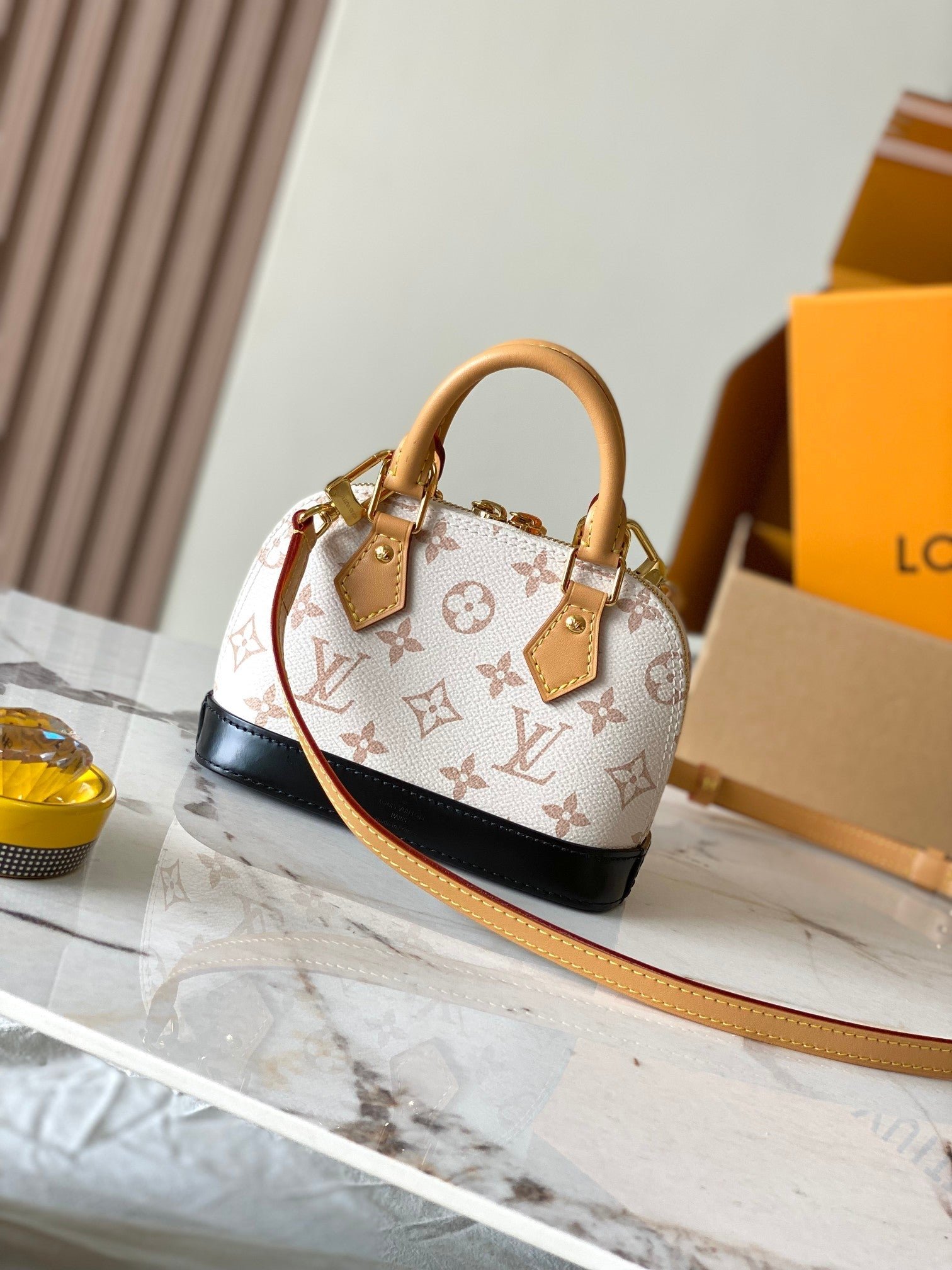 NANO ALMA 18 IN WHITE MONOGRAM DUNE CANVAS GOLD HARDWARE - Image 5