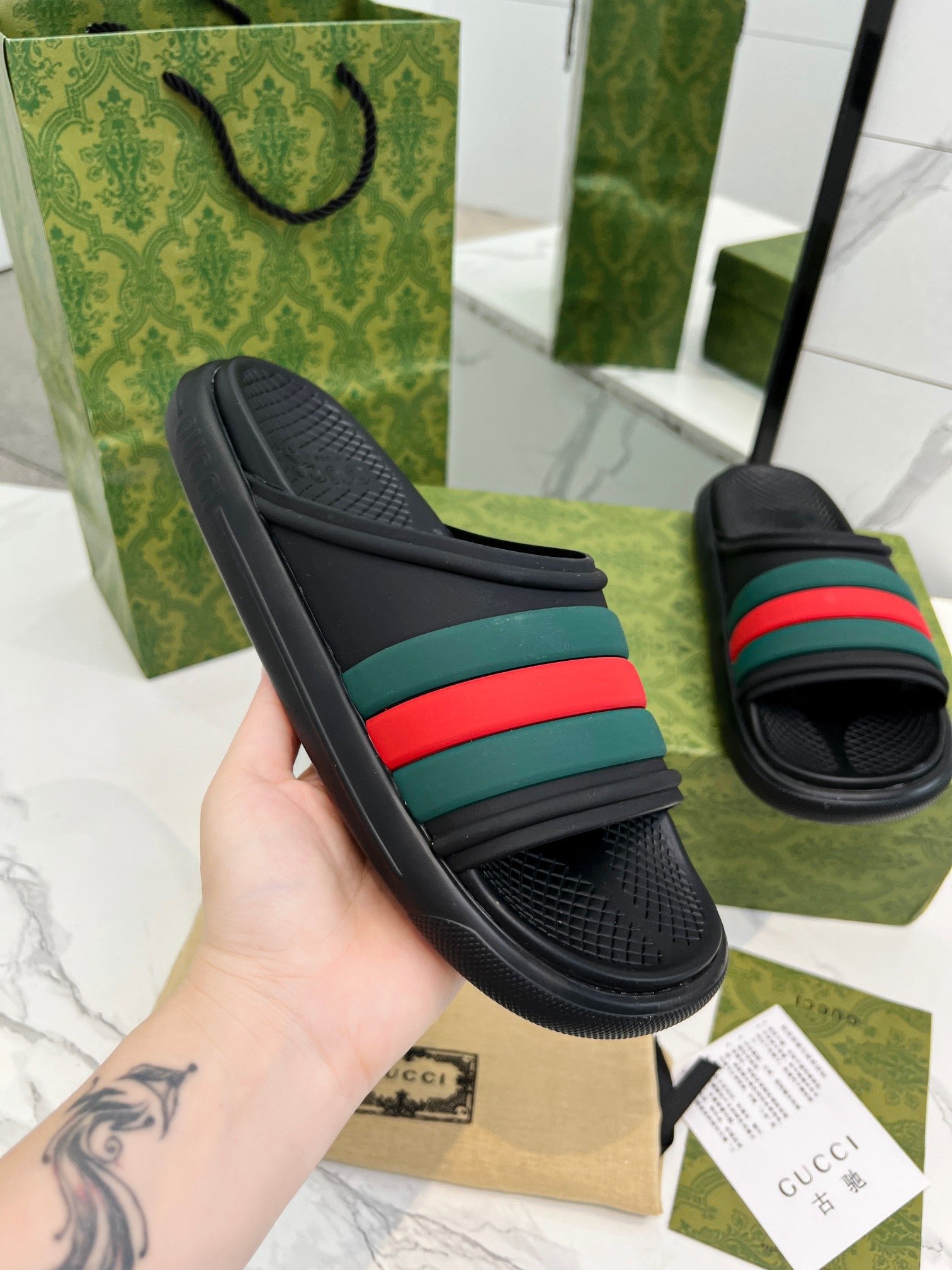 PLATFORM SLIPPERS IN BLACK MIX GREEN AND RED IMPORTED TPU - Image 5