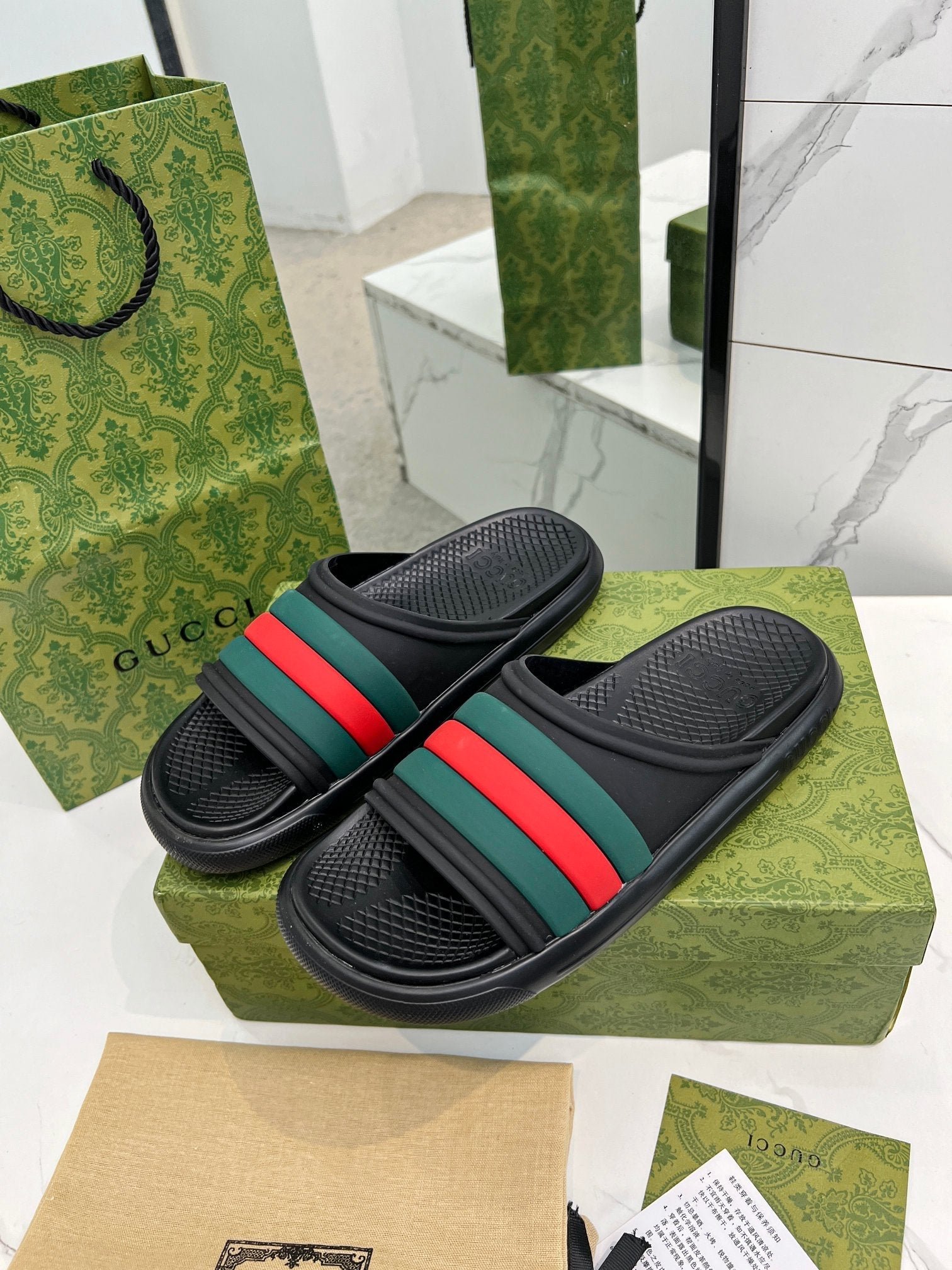 PLATFORM SLIPPERS IN BLACK MIX GREEN AND RED IMPORTED TPU - Image 4