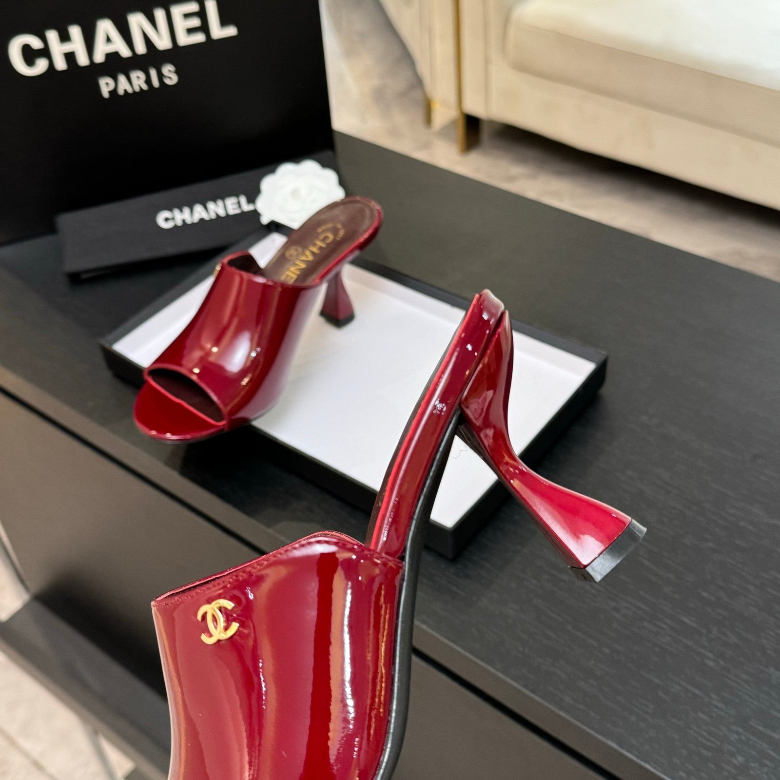 PEEP TOE MULE 85MM IN WINE RED PATENT CALFSKIN - Image 7