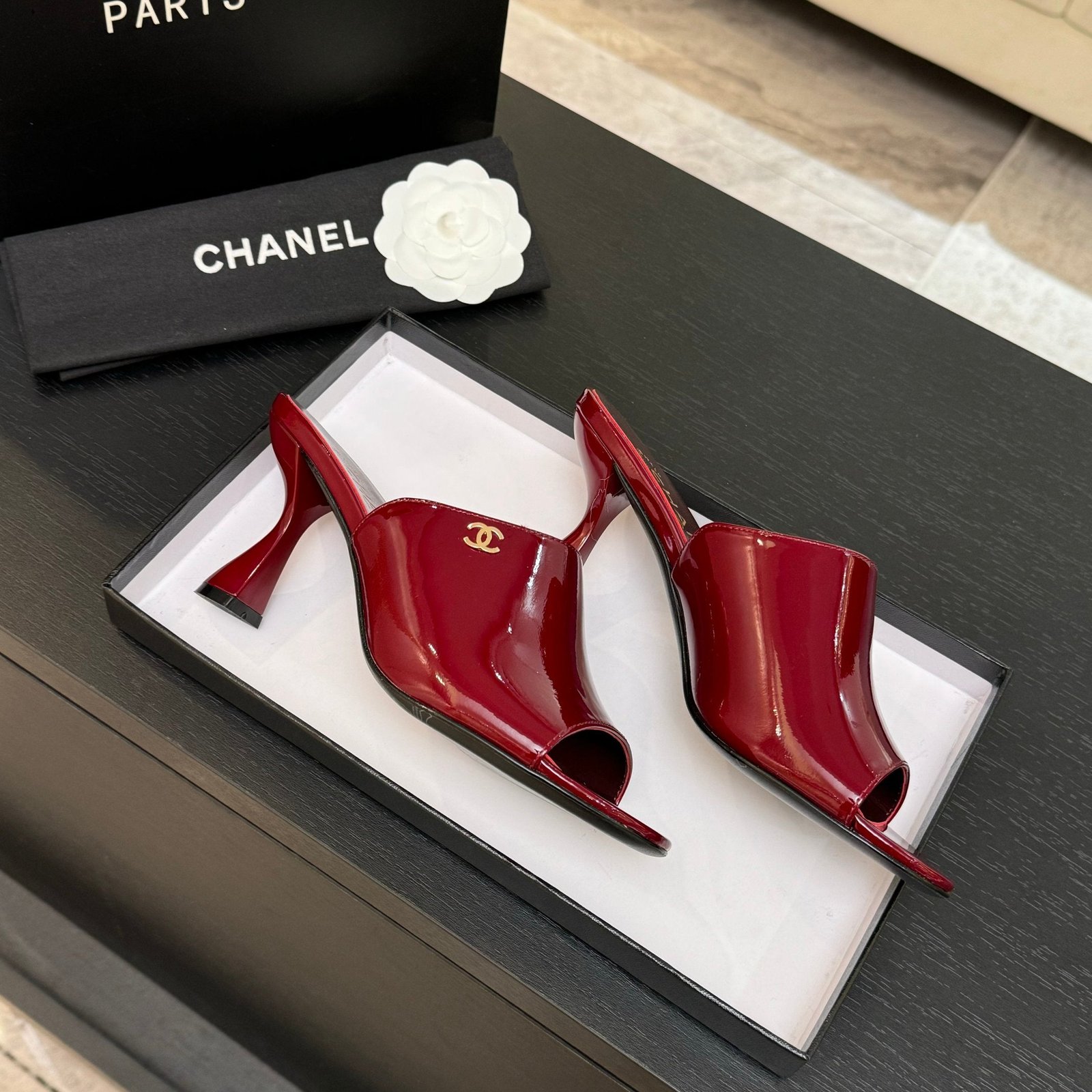 PEEP TOE MULE 85MM IN WINE RED PATENT CALFSKIN - Image 2