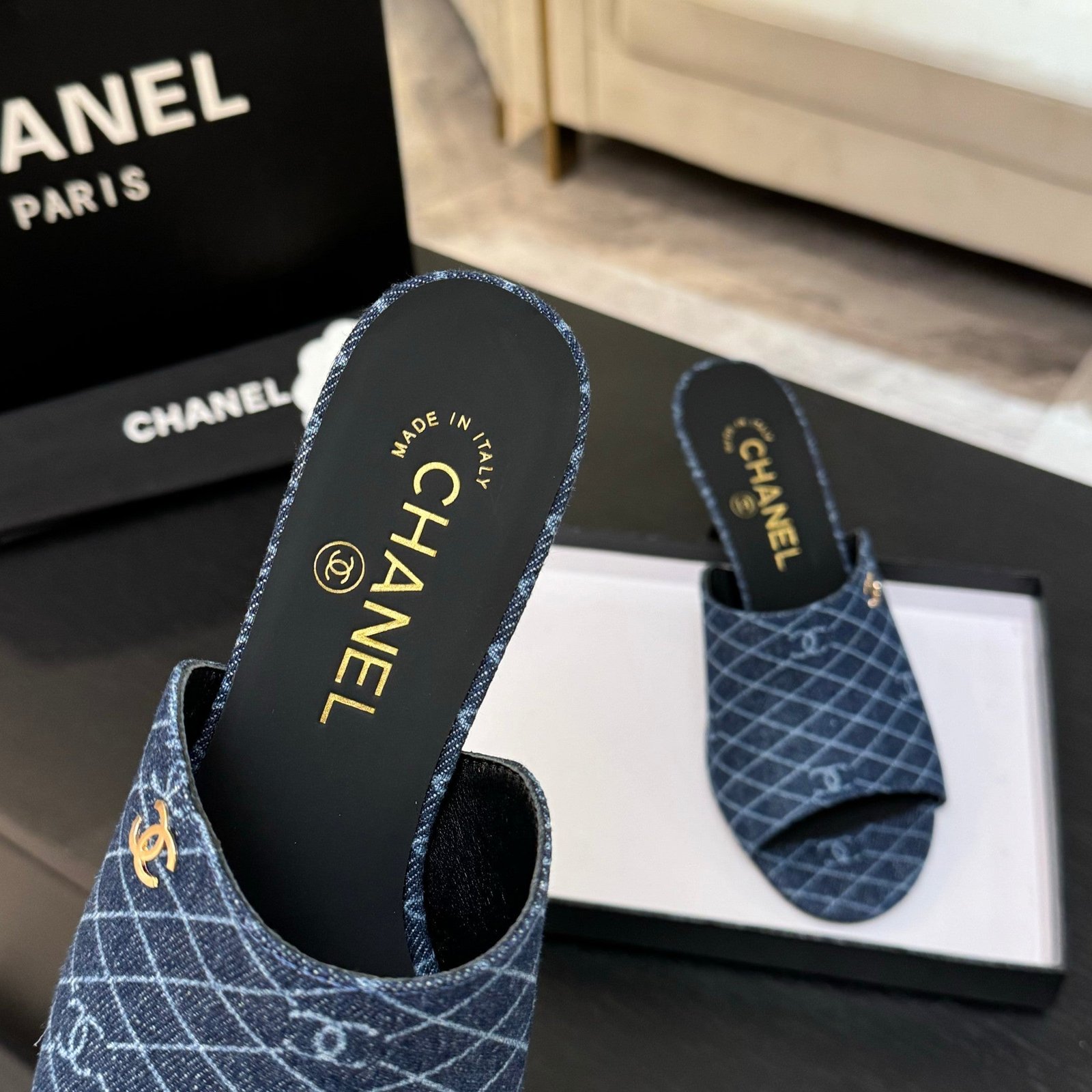 PEEP TOE MULE 85MM IN BLUE DENIM CHECKERED AND LOGO - Image 2