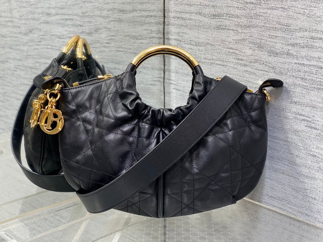 WALK IN PURSE 36 BAG BLACK LAMBSKIN WITH GOLD HARDWARE - Image 4