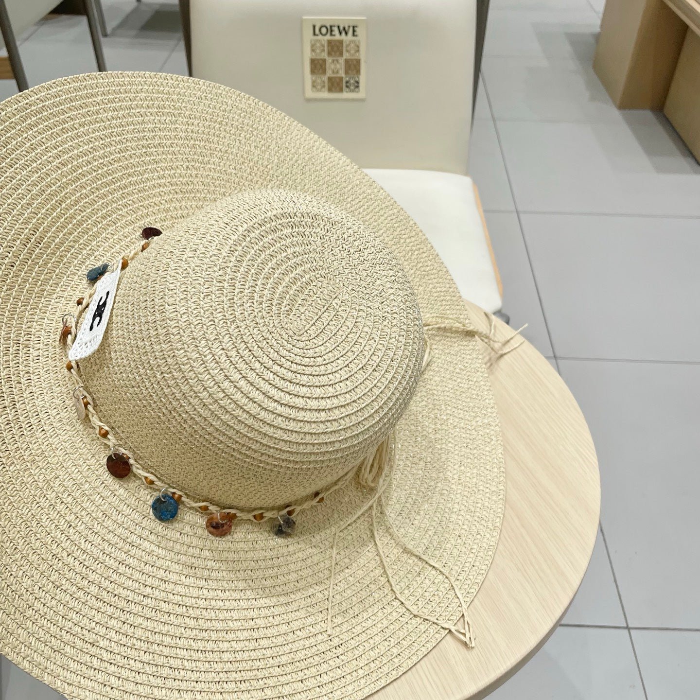 WIDE BRIM HAT MODEL 652185 IN BEIGE WOVEN STRAW - Image 6