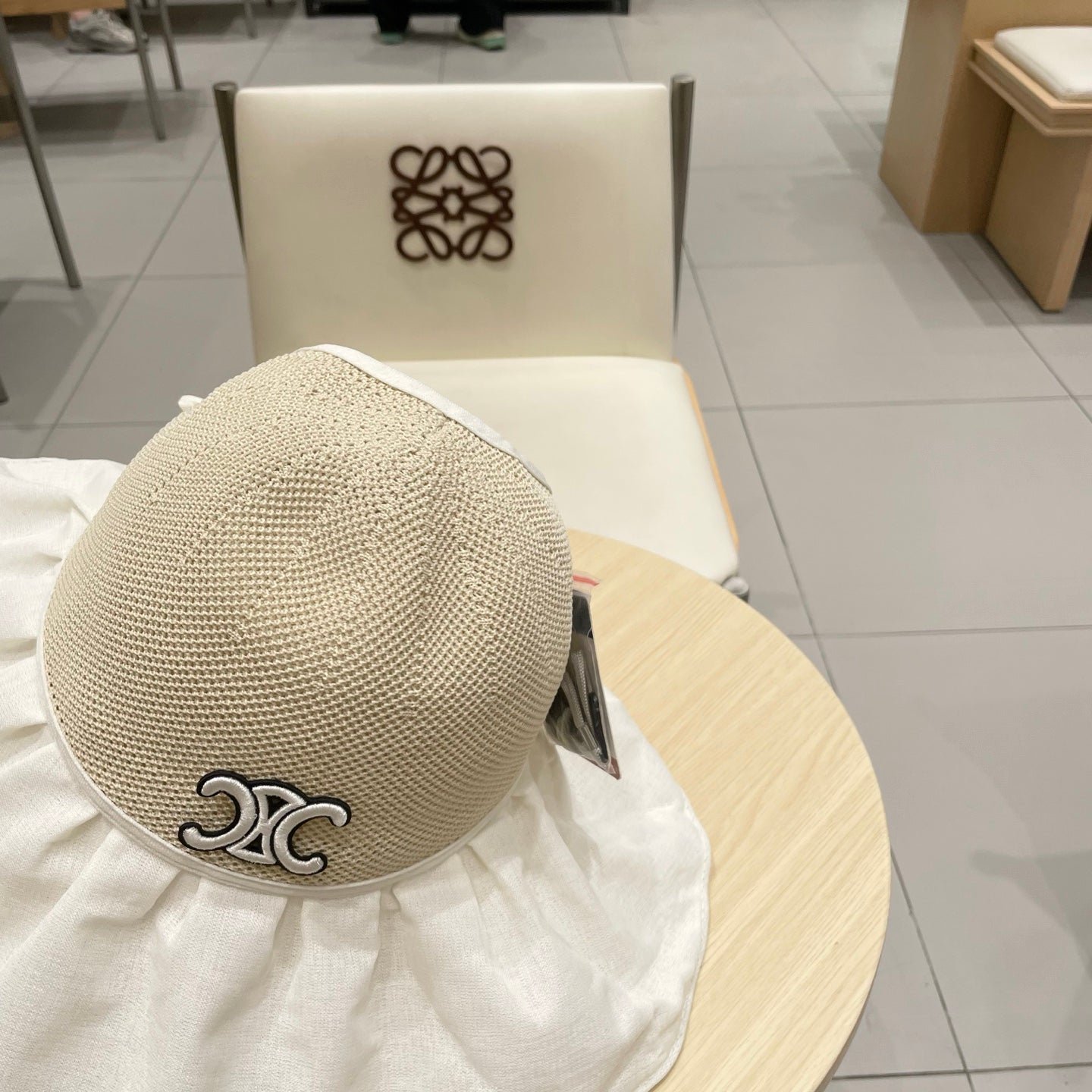 WIDE BRIM HALF HEAD HAT MODEL 650677 IN BEIGE MESH FABRIC - Image 6