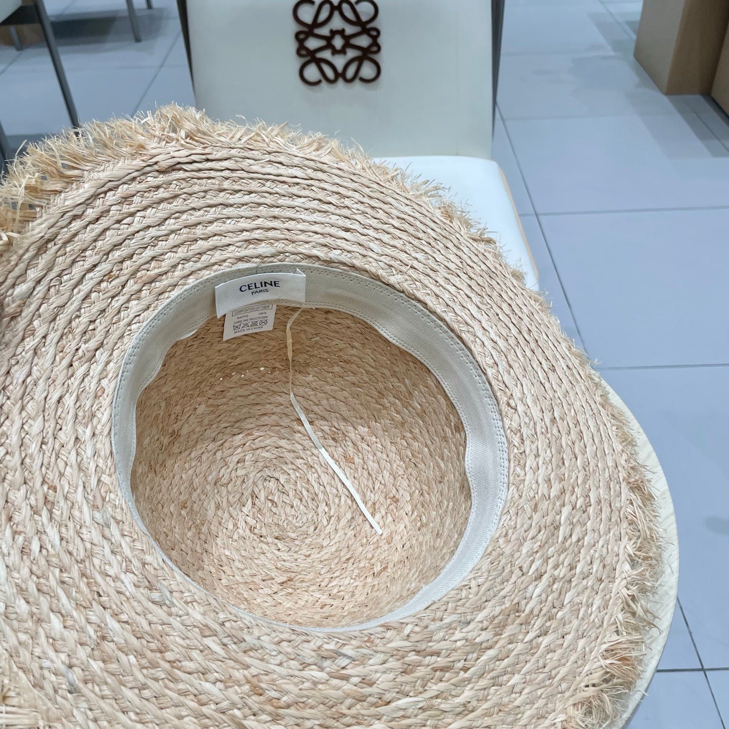 WIDE BRIM HAT MODEL 650421 IN NATURAL WITH BEIGE LEATHER STRAP RAFFIA STRAW - Image 6