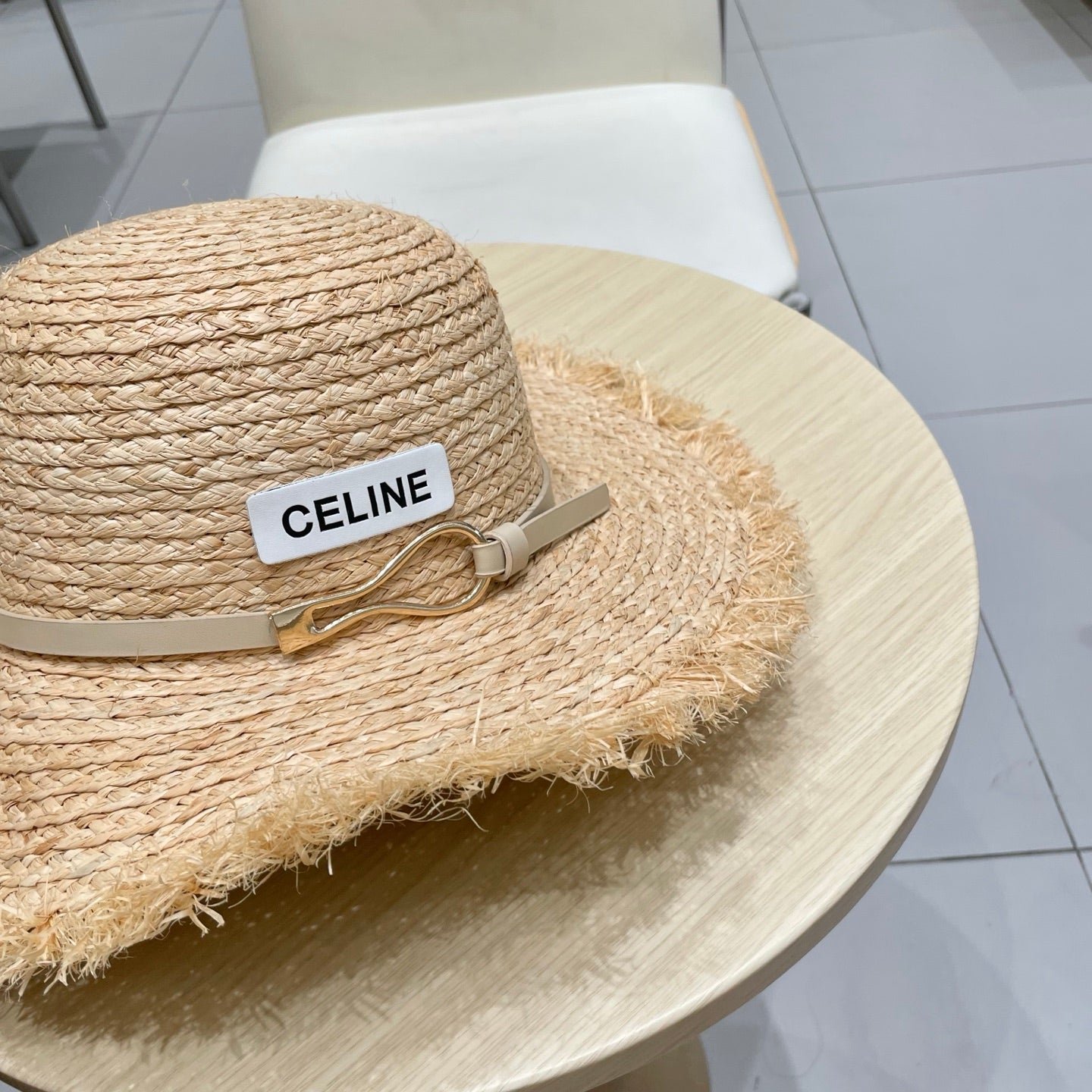 WIDE BRIM HAT MODEL 650421 IN NATURAL WITH BEIGE LEATHER STRAP RAFFIA STRAW - Image 2