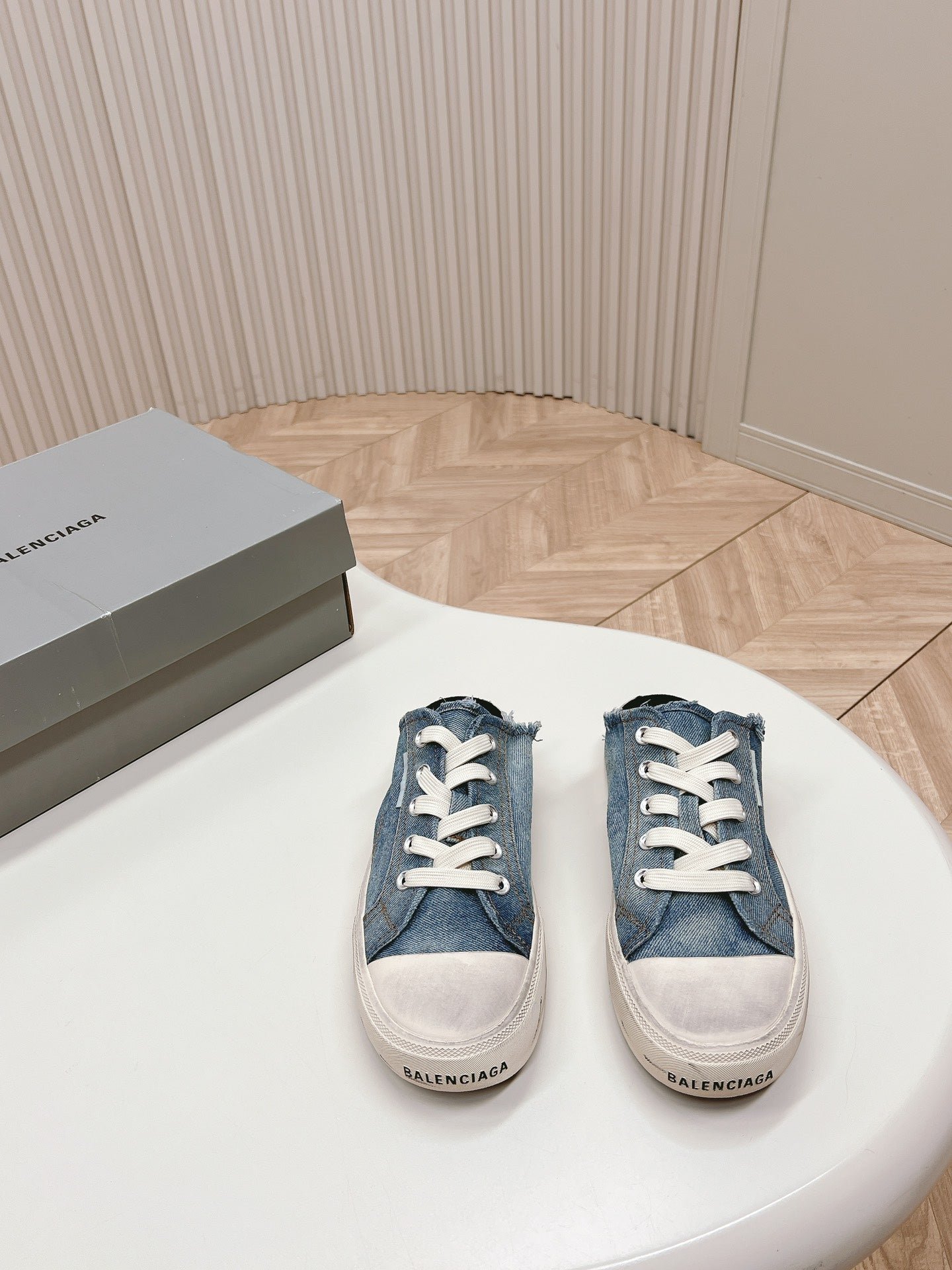 PARIS MULES IN BLUE DESTROYED DENIM AND RUBBER - Image 6