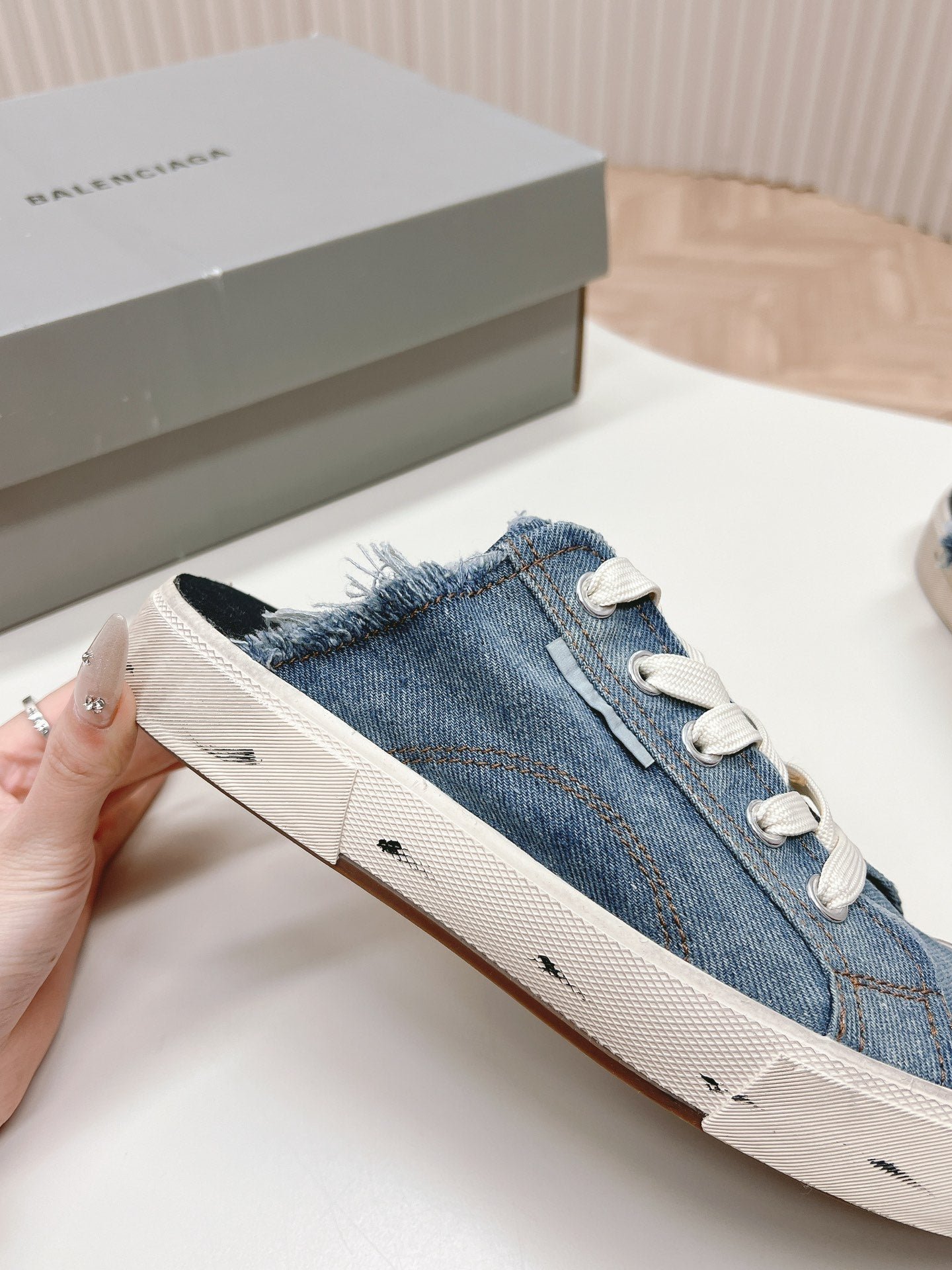 PARIS MULES IN BLUE DESTROYED DENIM AND RUBBER - Image 9