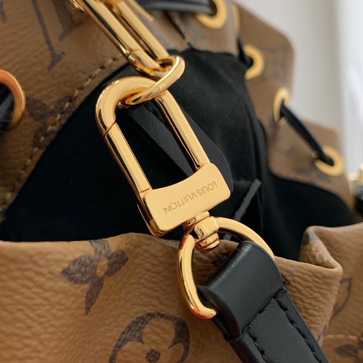 NOÉ TRUNK 23 IN BROWN MONOGRAM REVERSE CANVAS GOLD HARDWARE - Image 2