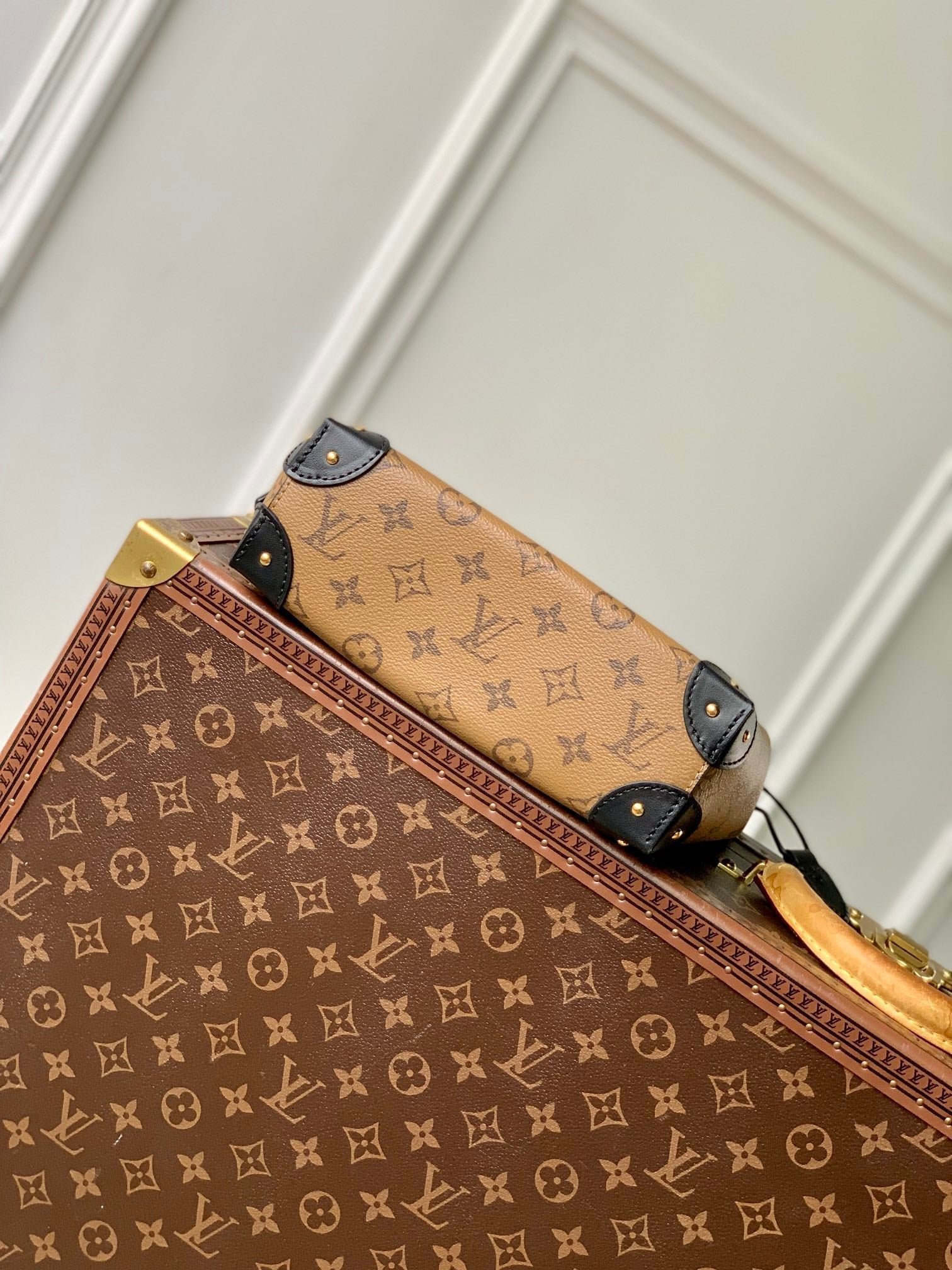 NOÉ TRUNK 23 IN BROWN MONOGRAM REVERSE CANVAS GOLD HARDWARE - Image 3