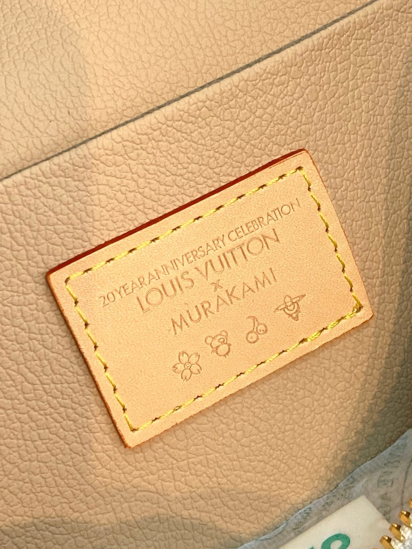 NICE BB 20 IN MULTICOLOR MONOGRAM CANVAS GOLD ZIPPER - Image 5
