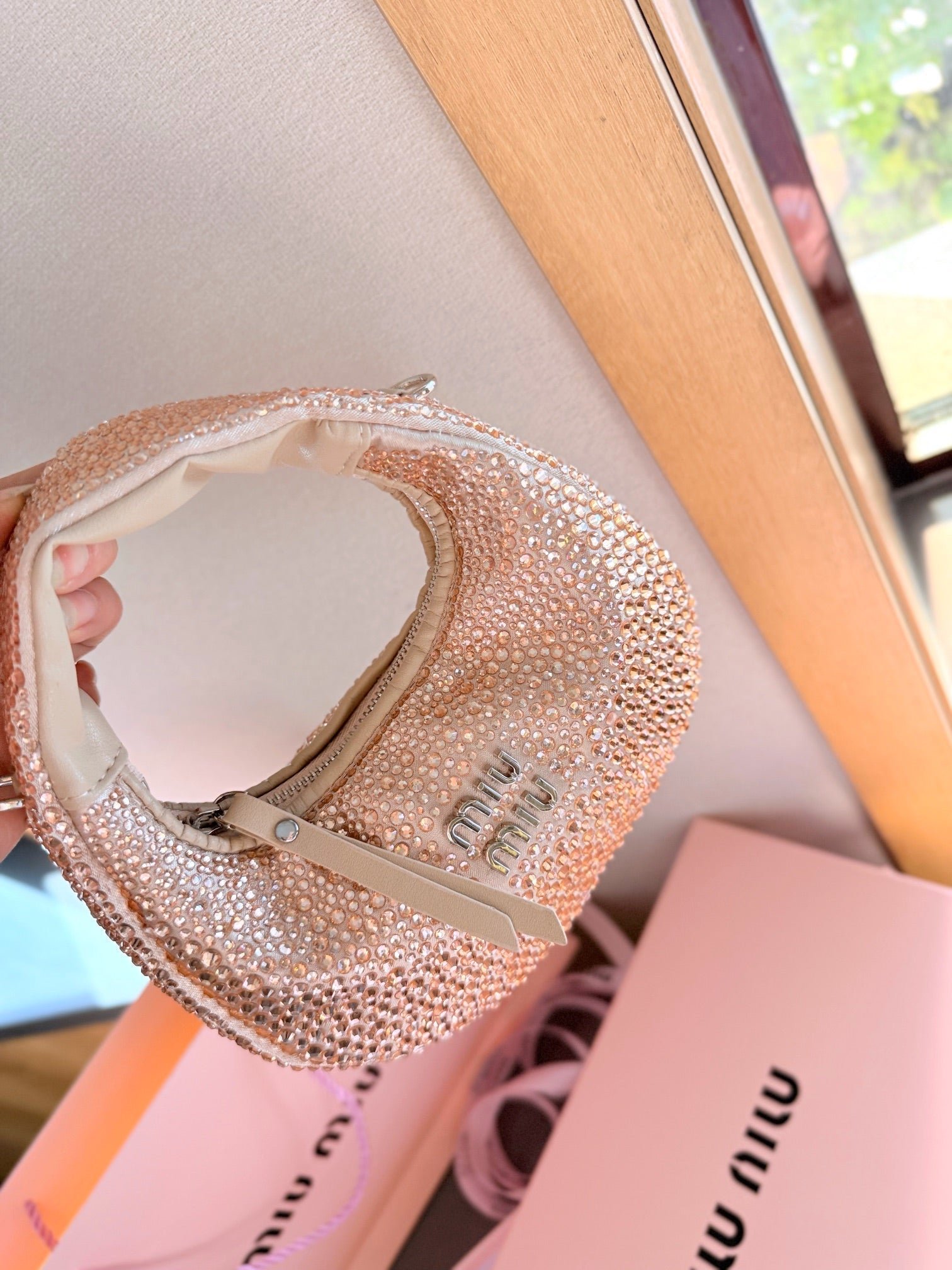 PARTY RHINESTONE BAG 17 IN LIGHT PINK FABRIC AND LEATHER TRIM - Image 6