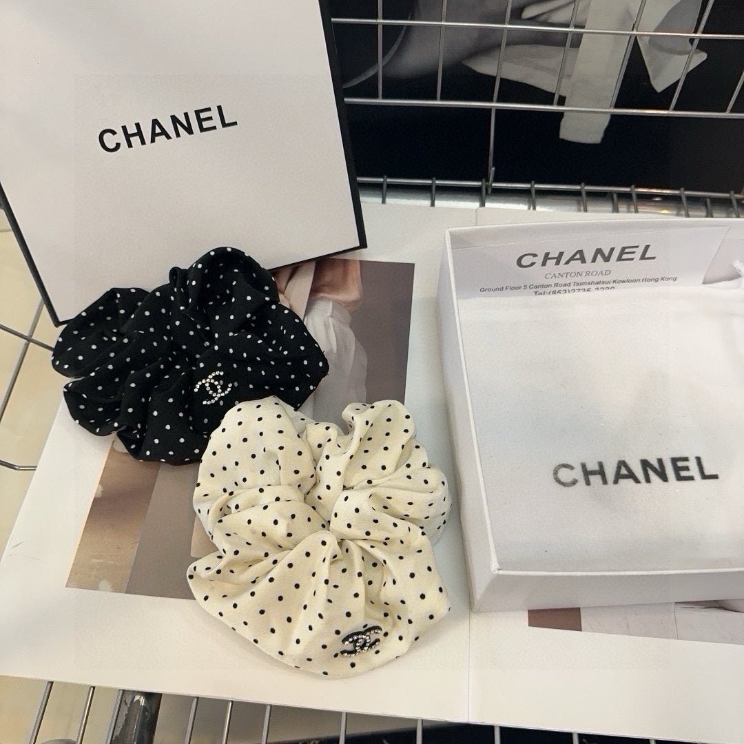 WHITE DOT FABRIC SCRUNCHIE 418927 - Image 7