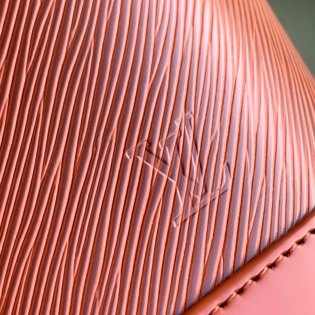 NOÉ MM 33 IN MAHOGANY EPI LEATHER - Image 4