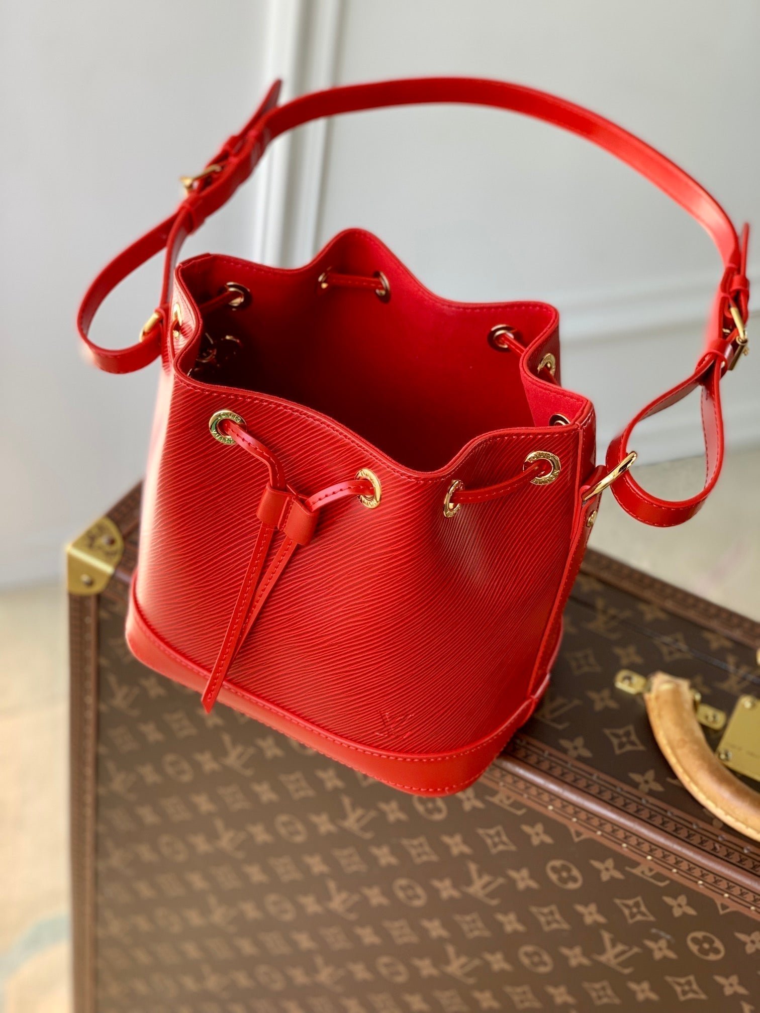 NOÉ BB 20 IN RED EPI LEATHER - Image 2
