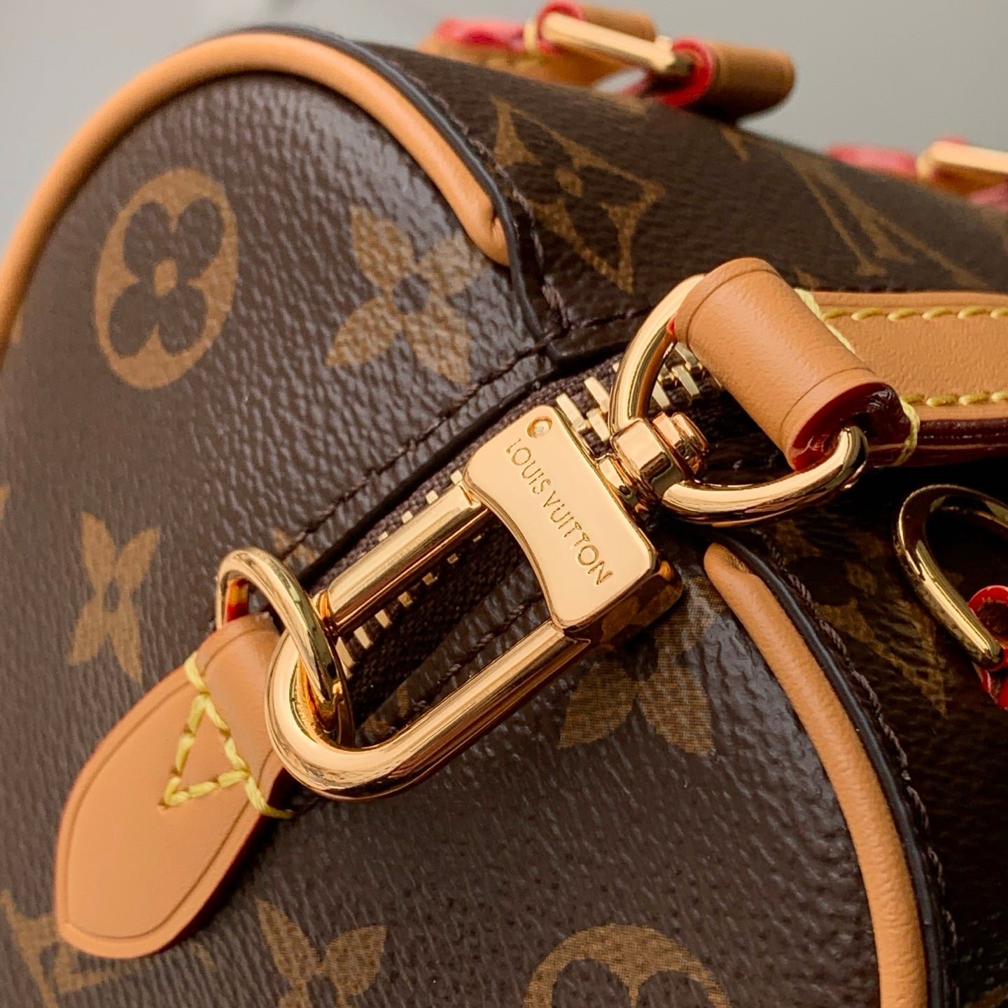 NANO SPEEDY DATING 18 IN BROWN COATED CANVAS GOLD HARDWARE - Image 8