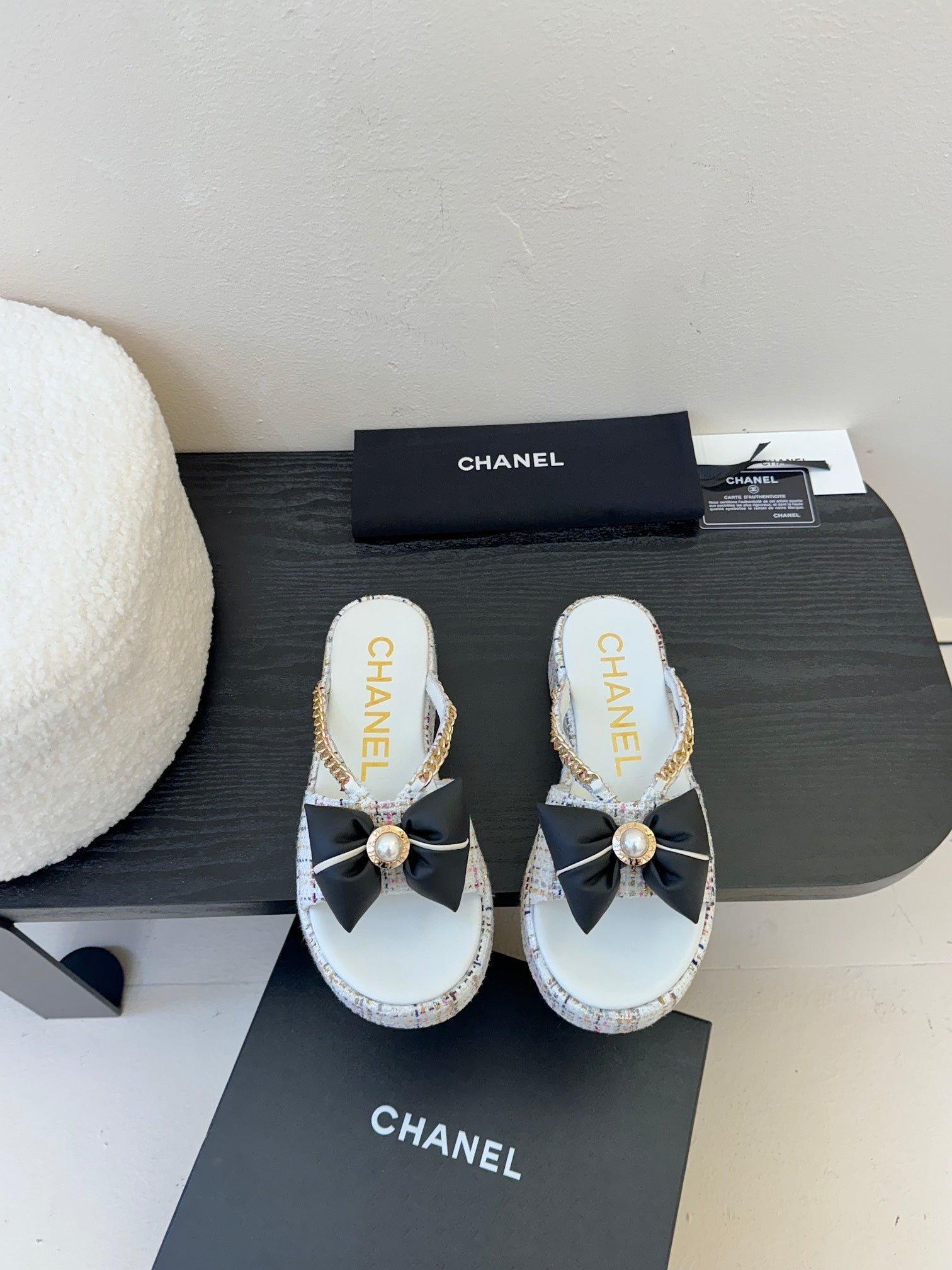 PLATFORM FLIP-FLOPS IN WHITE TWEED FABRIC - Image 3
