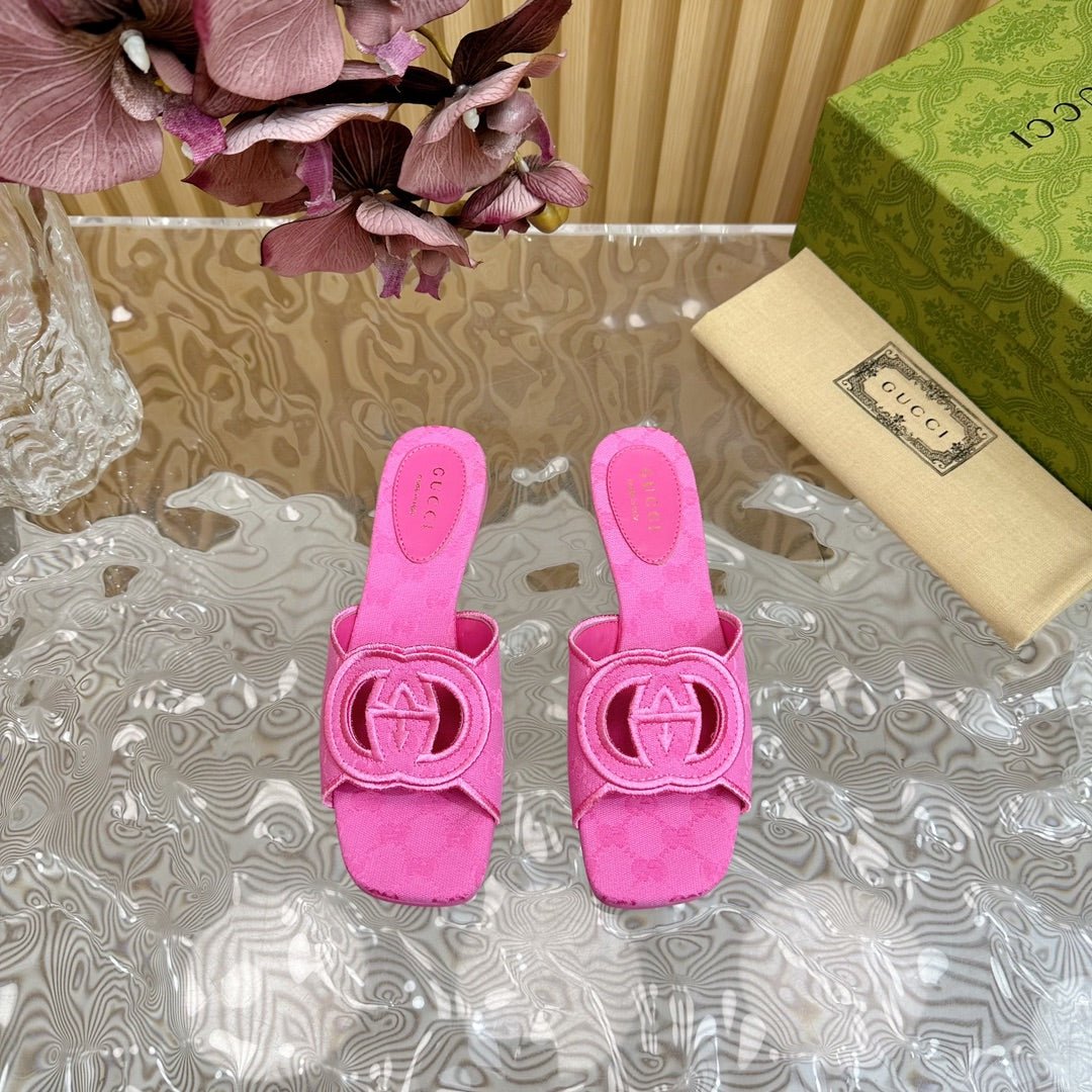 WOMEN'S INTERLOCKING G SLIDE SANDAL BRIGHT PINK CANVAS - Image 2