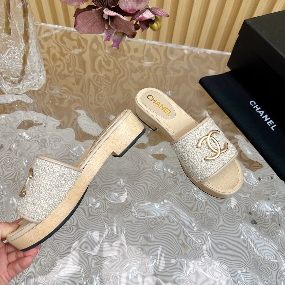 PLATFORM SLIPPERS IN LIGHT GREY TWEED AND LAMBSKIN - Image 7