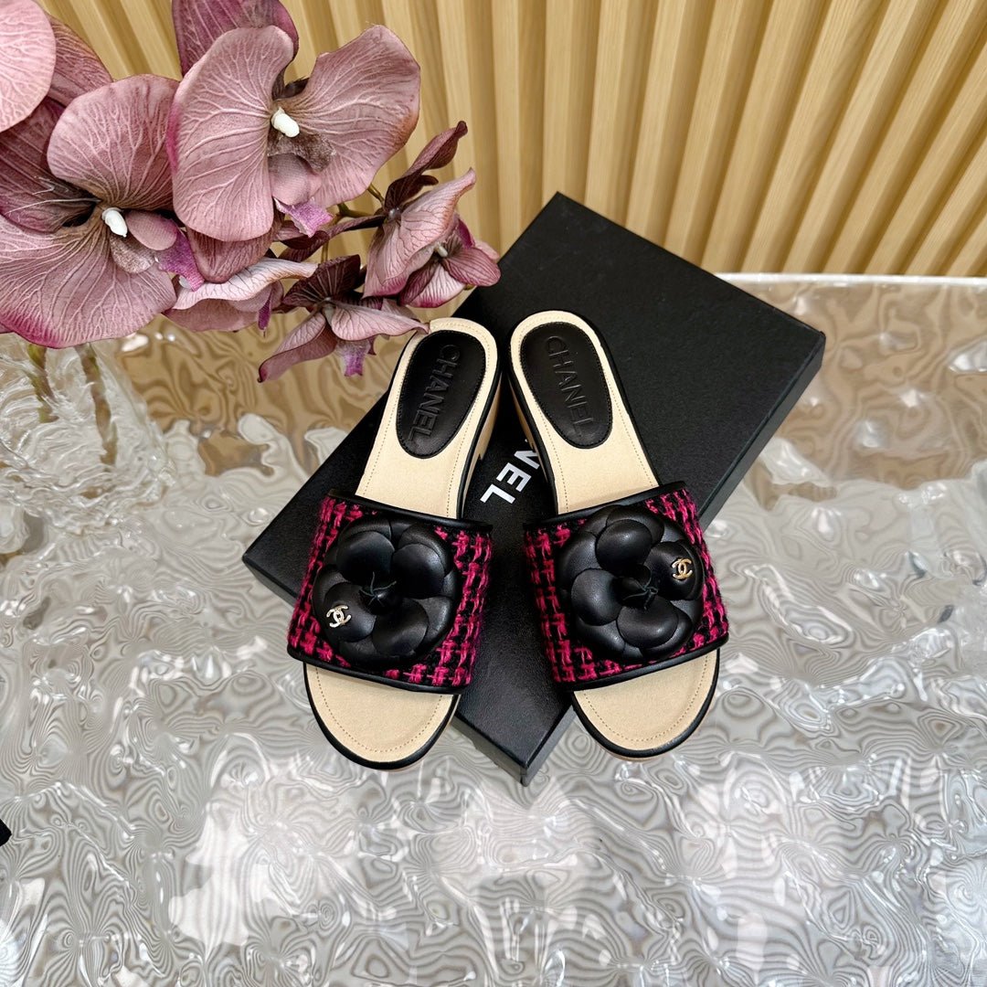 PLATFORM SLIPPERS WITH FLOWER IN BARBIE PINK MIX BLACK LAMBSKIN - Image 6