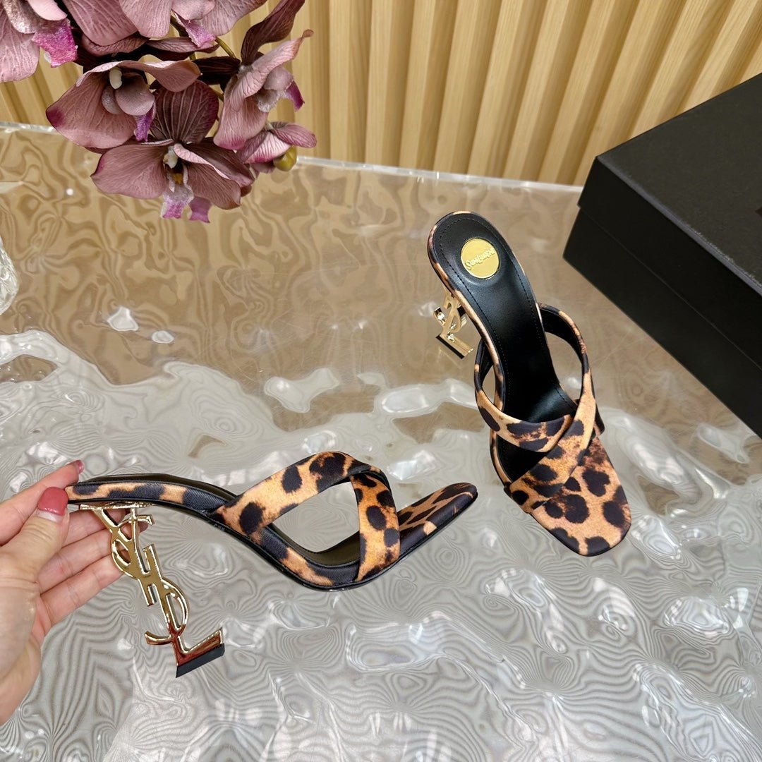 OPYUM 10 CM HIGH MULES IN LEOPARD PRINT SILK - Image 5
