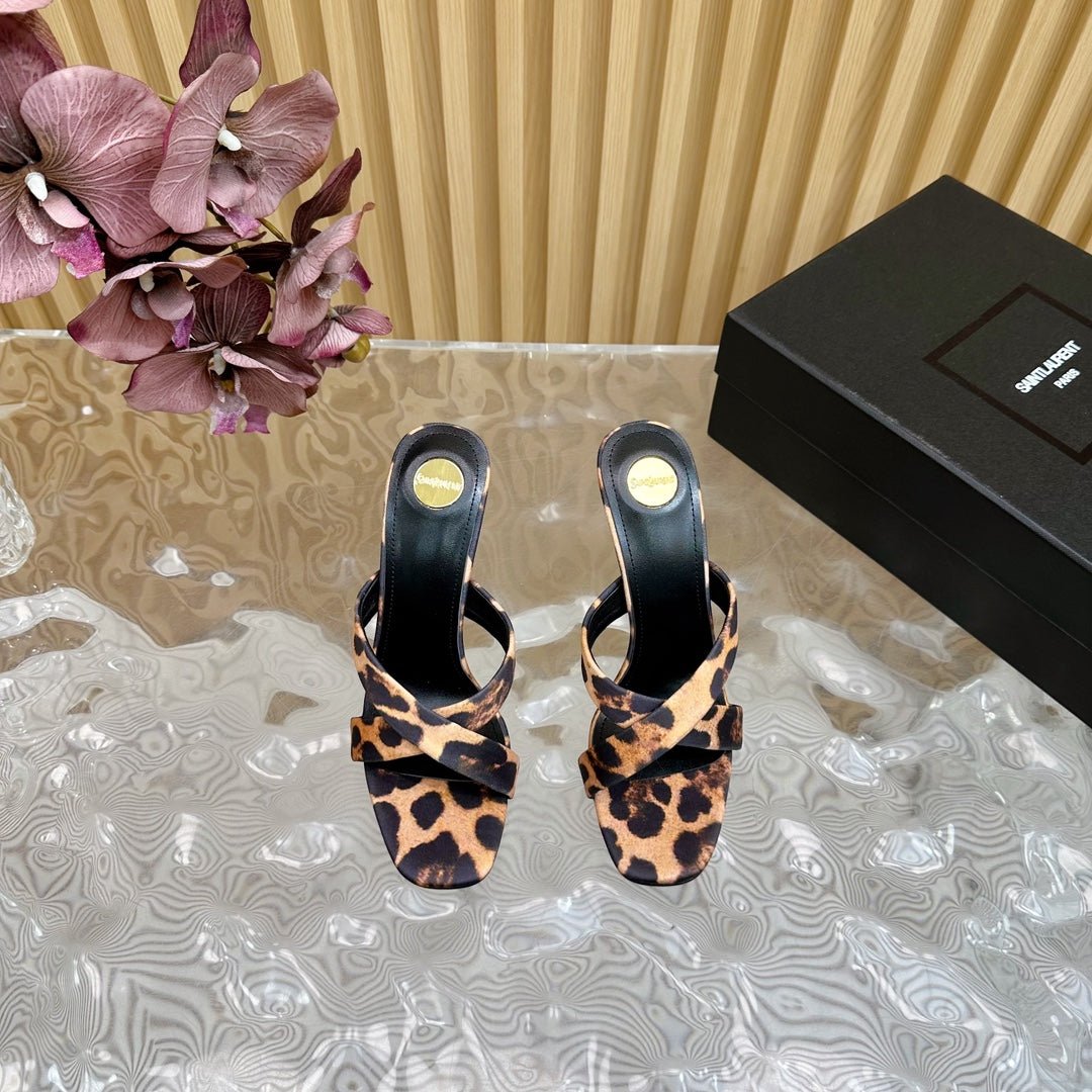 OPYUM 10 CM HIGH MULES IN LEOPARD PRINT SILK - Image 7
