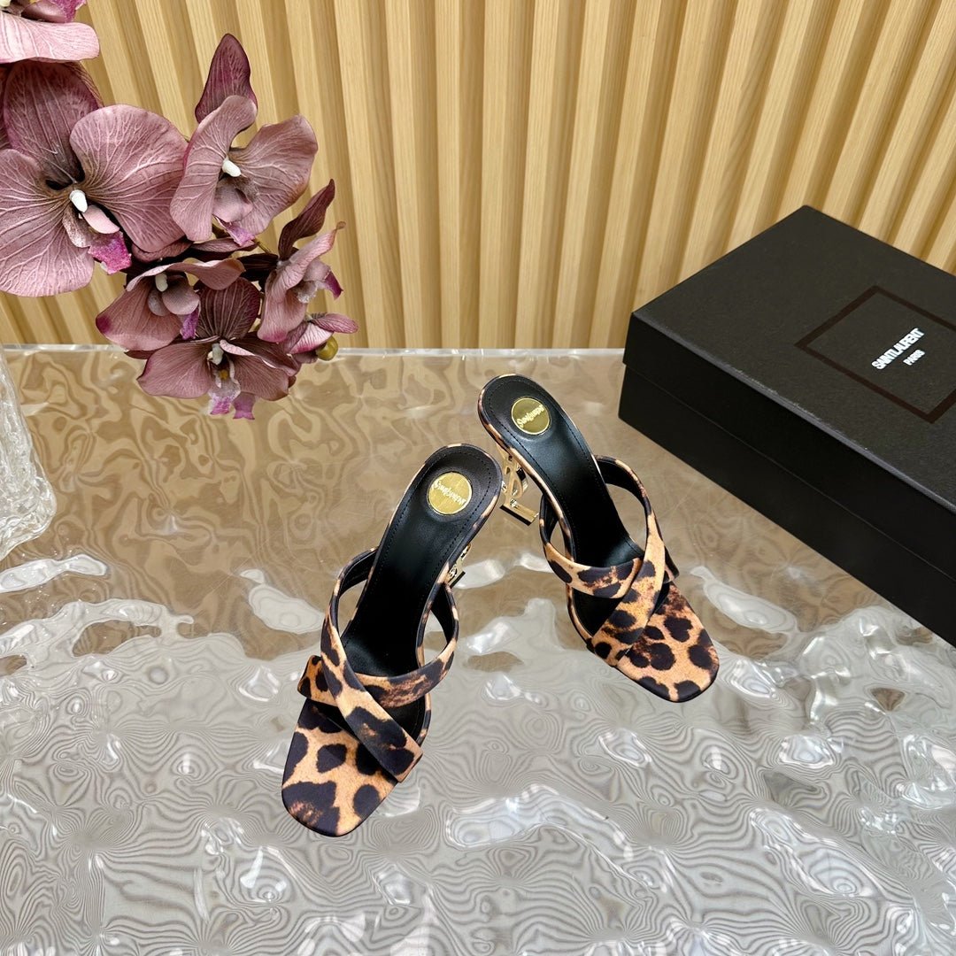 OPYUM 10 CM HIGH MULES IN LEOPARD PRINT SILK - Image 8