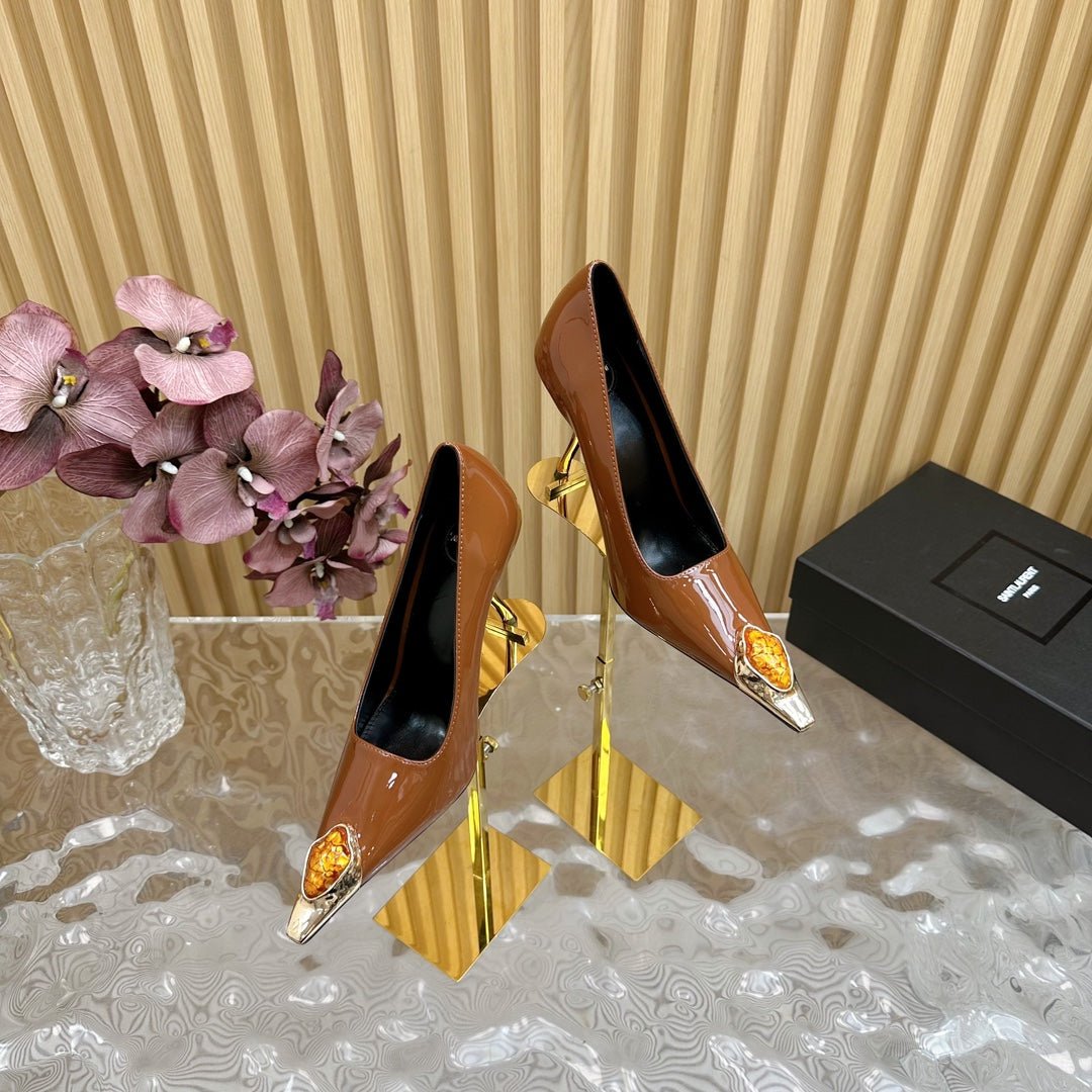 ORANGE GEM-STUDDED HIGH PUMPS IN BRONZE BROWN PATENT CALFSKIN - Image 2