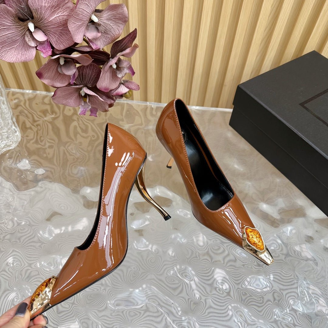 ORANGE GEM-STUDDED HIGH PUMPS IN BRONZE BROWN PATENT CALFSKIN - Image 5