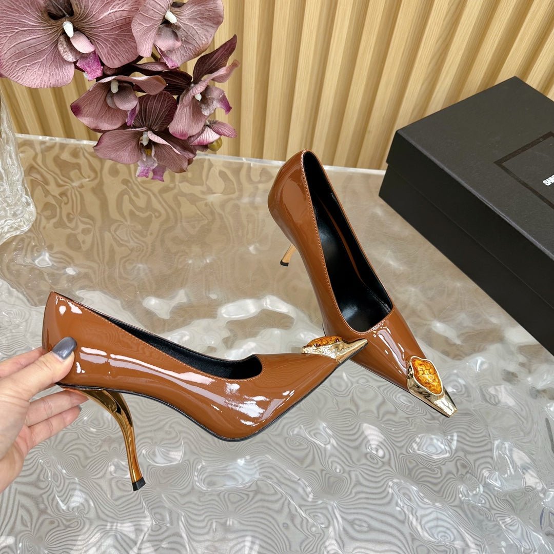 ORANGE GEM-STUDDED HIGH PUMPS IN BRONZE BROWN PATENT CALFSKIN - Image 6