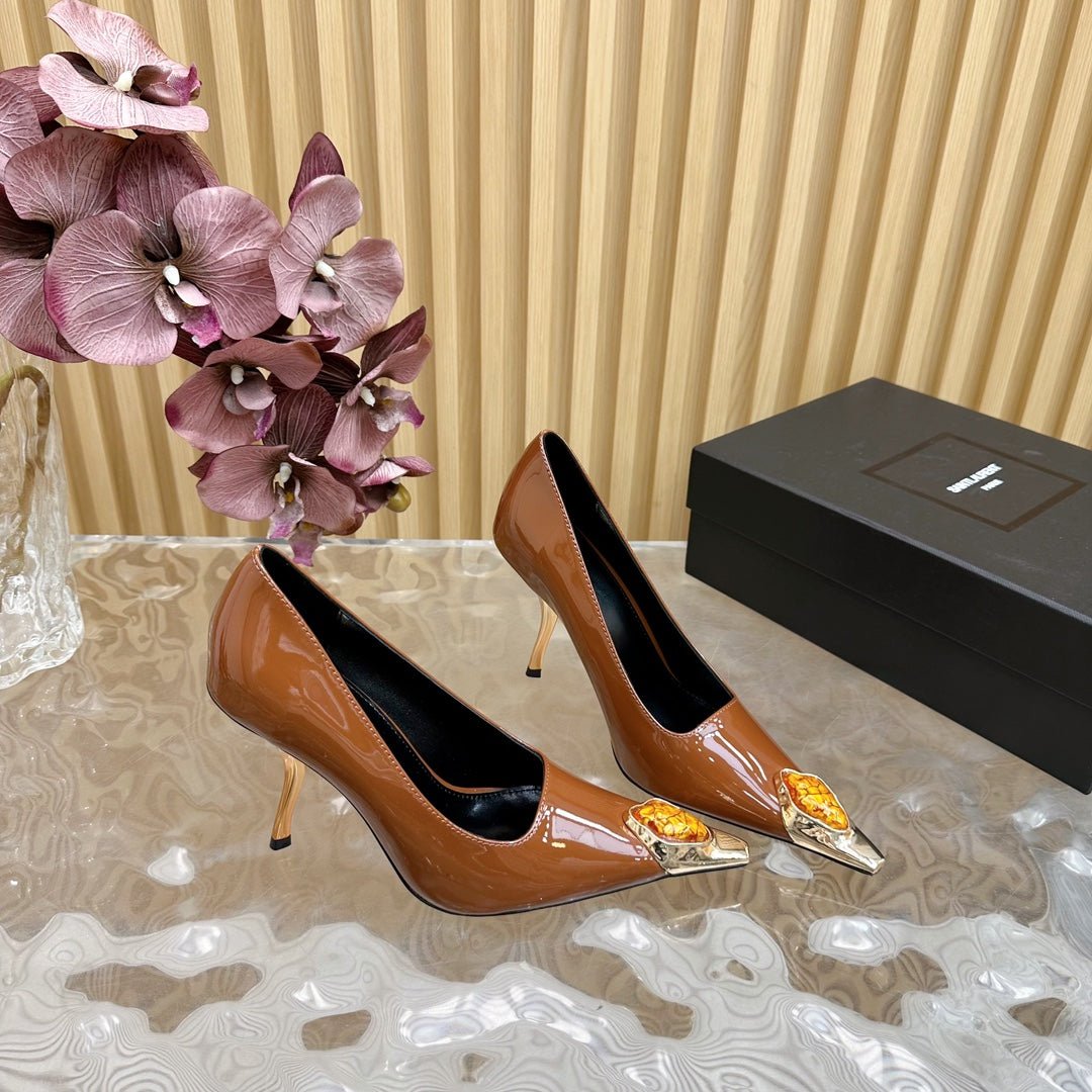 ORANGE GEM-STUDDED HIGH PUMPS IN BRONZE BROWN PATENT CALFSKIN - Image 9