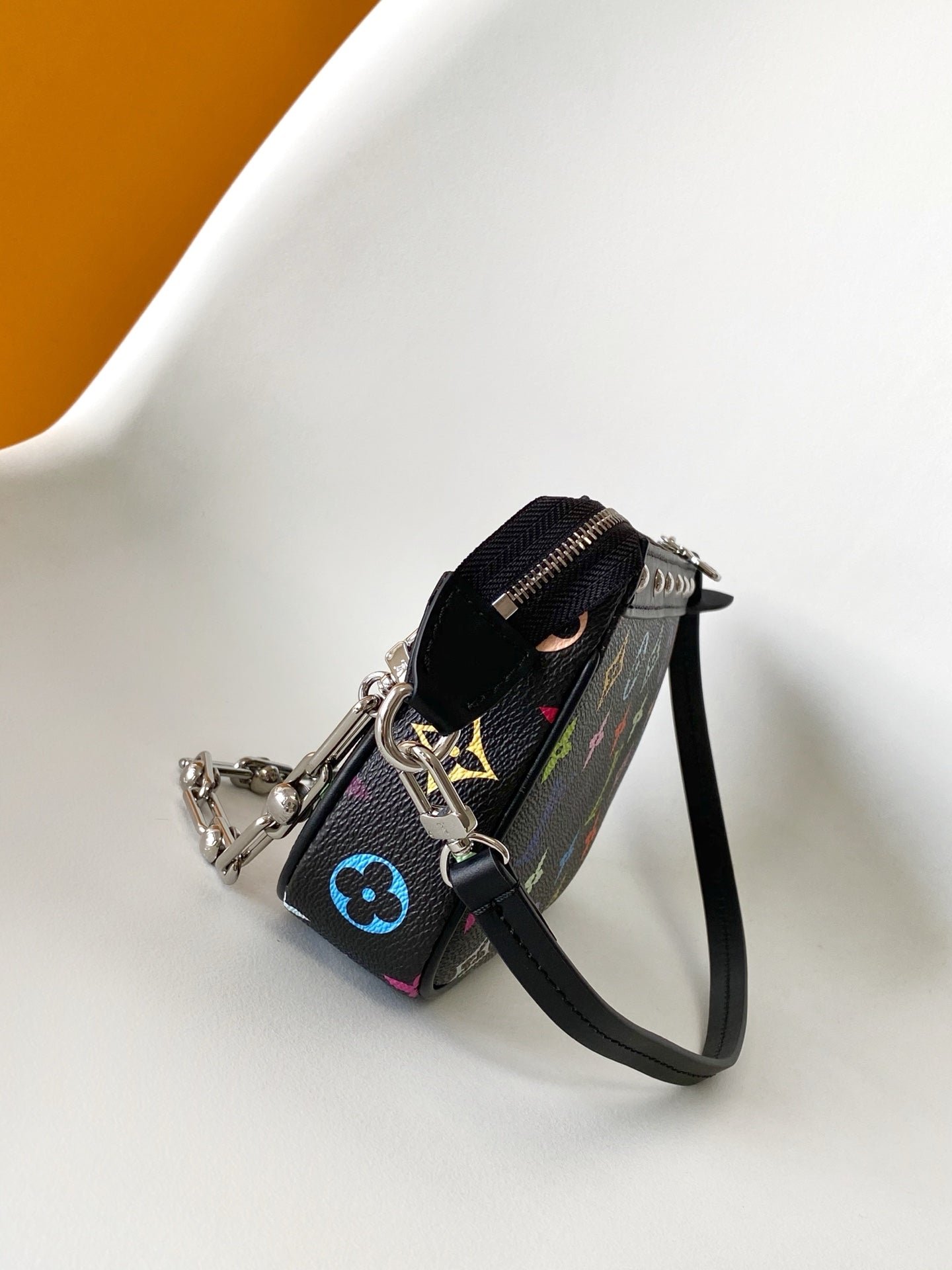 POCHETTE ACCESSOIRES 22 BAG IN MULTICOLOR MONOGRAM CANVAS AND COWHIDE - Image 6