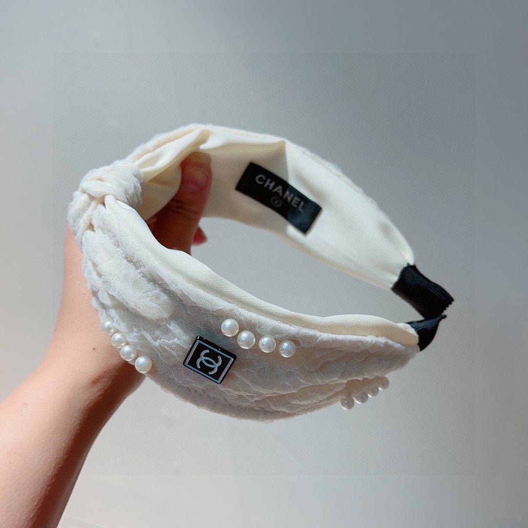 WHITE HAIRBAND WITH PEARL FOR WOMEN 124701 - Image 2