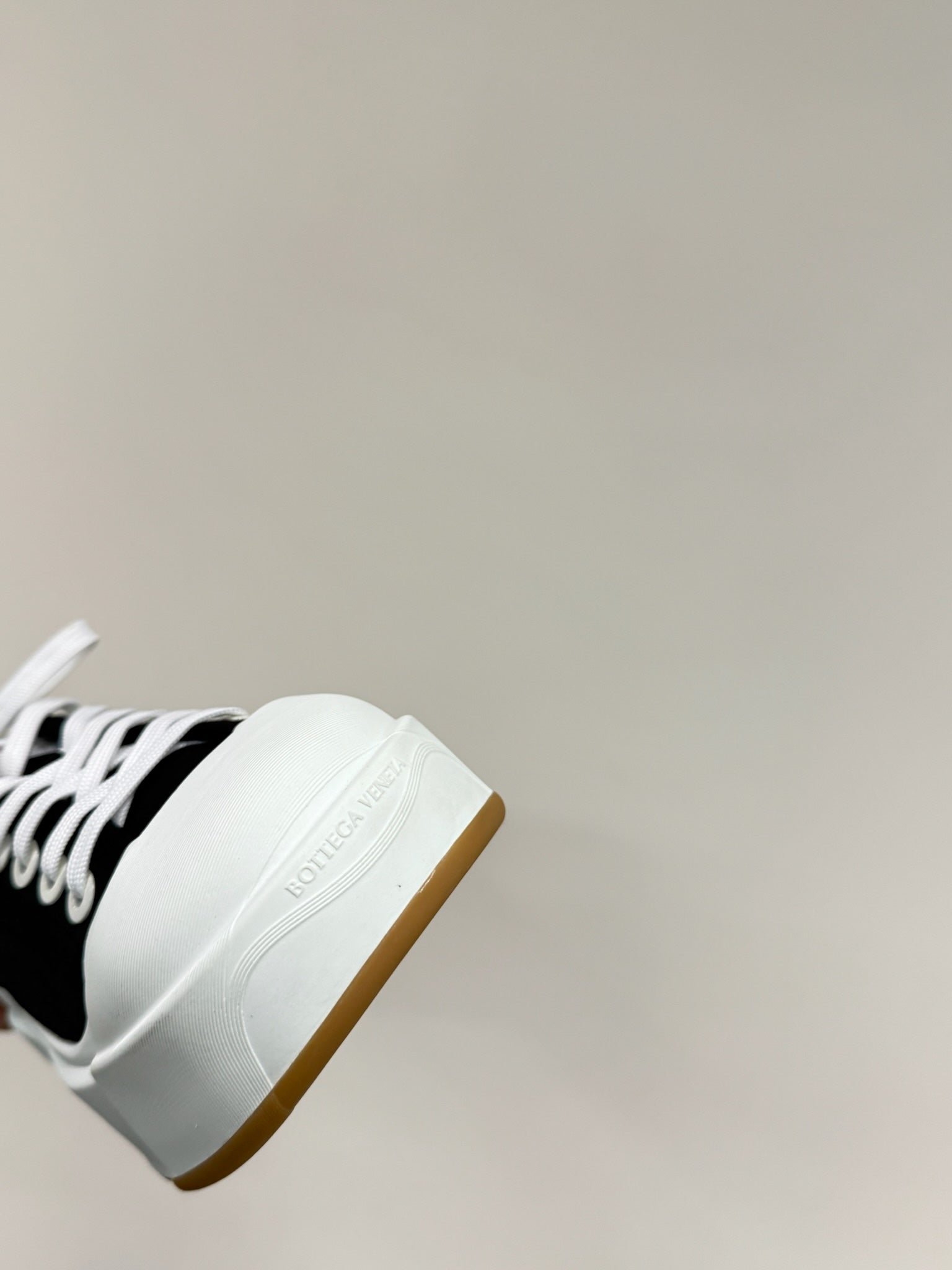 VULCAN PLATFORM SNEAKER IN BLACK CANVAS - Image 8