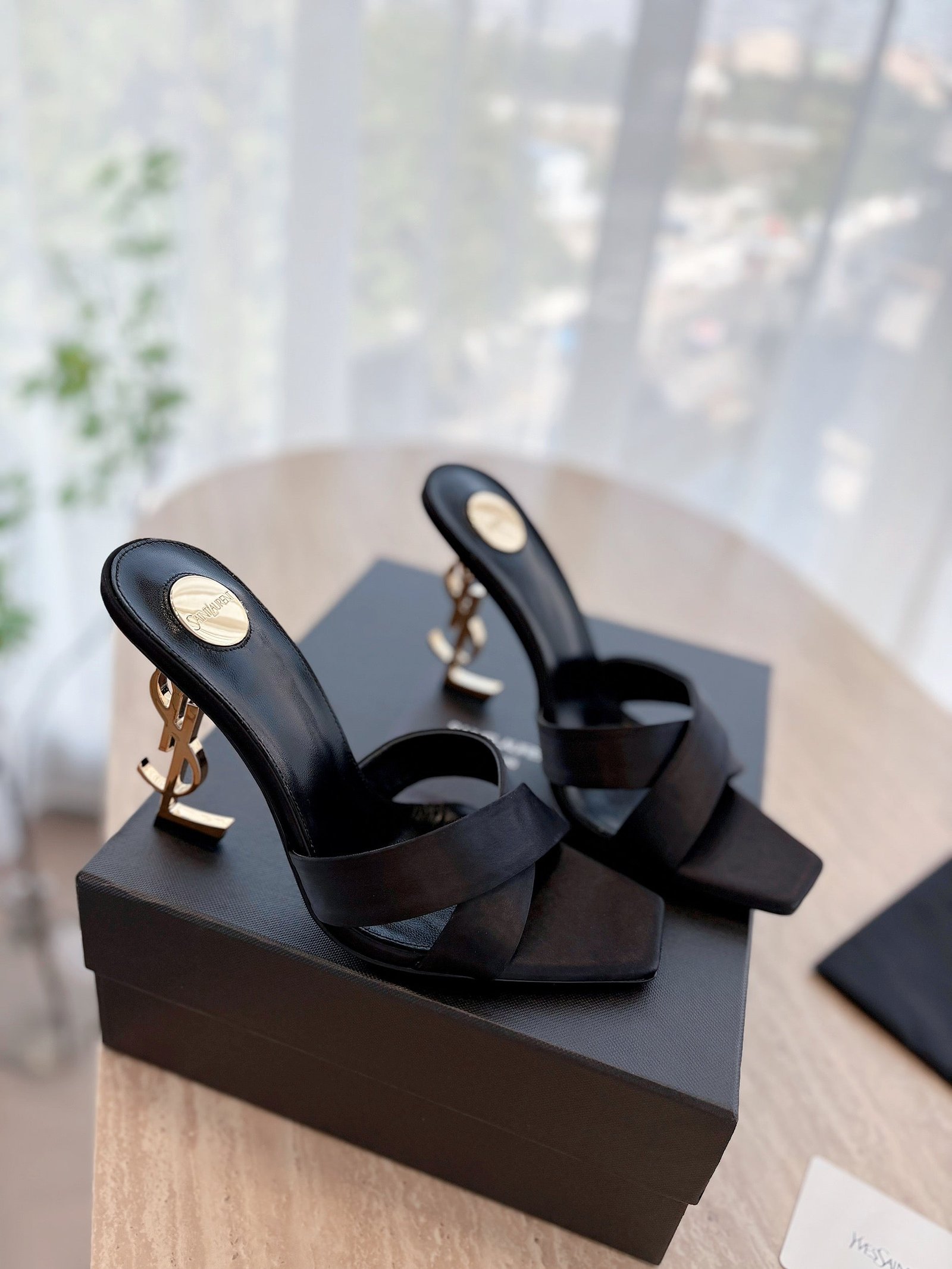 OPYUM OPEN TOE HIGH 10 CM MULES IN BLACK CALFSKIN - Image 2