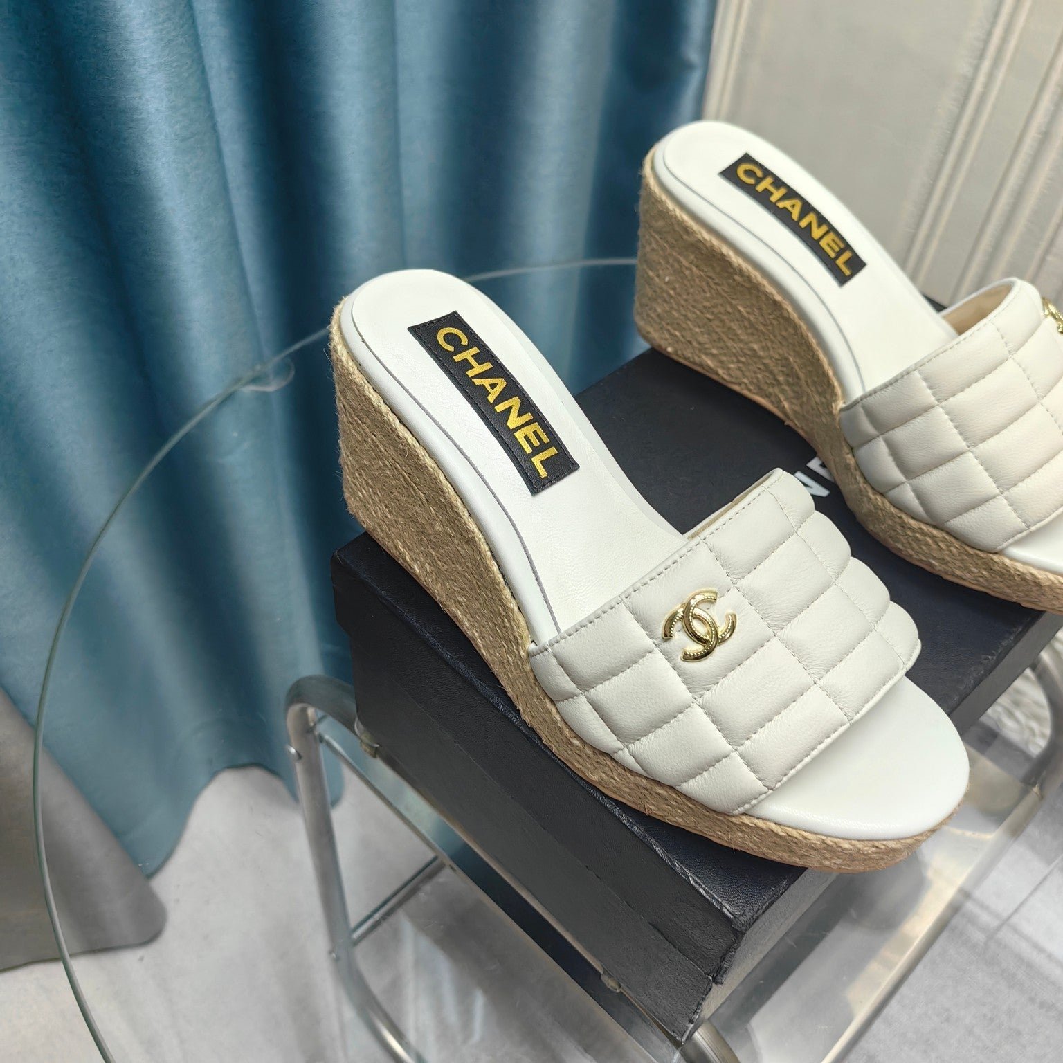 WEDGE WHITE SHEEPSKIN - Image 5