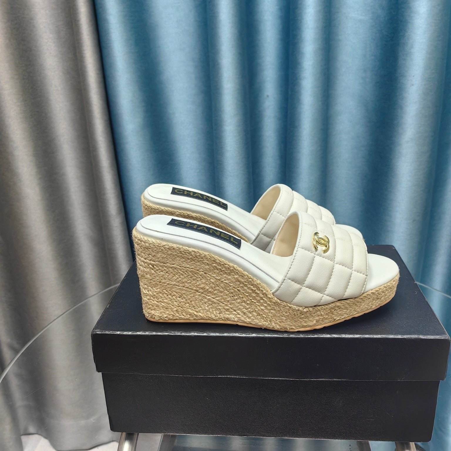 WEDGE WHITE SHEEPSKIN - Image 3