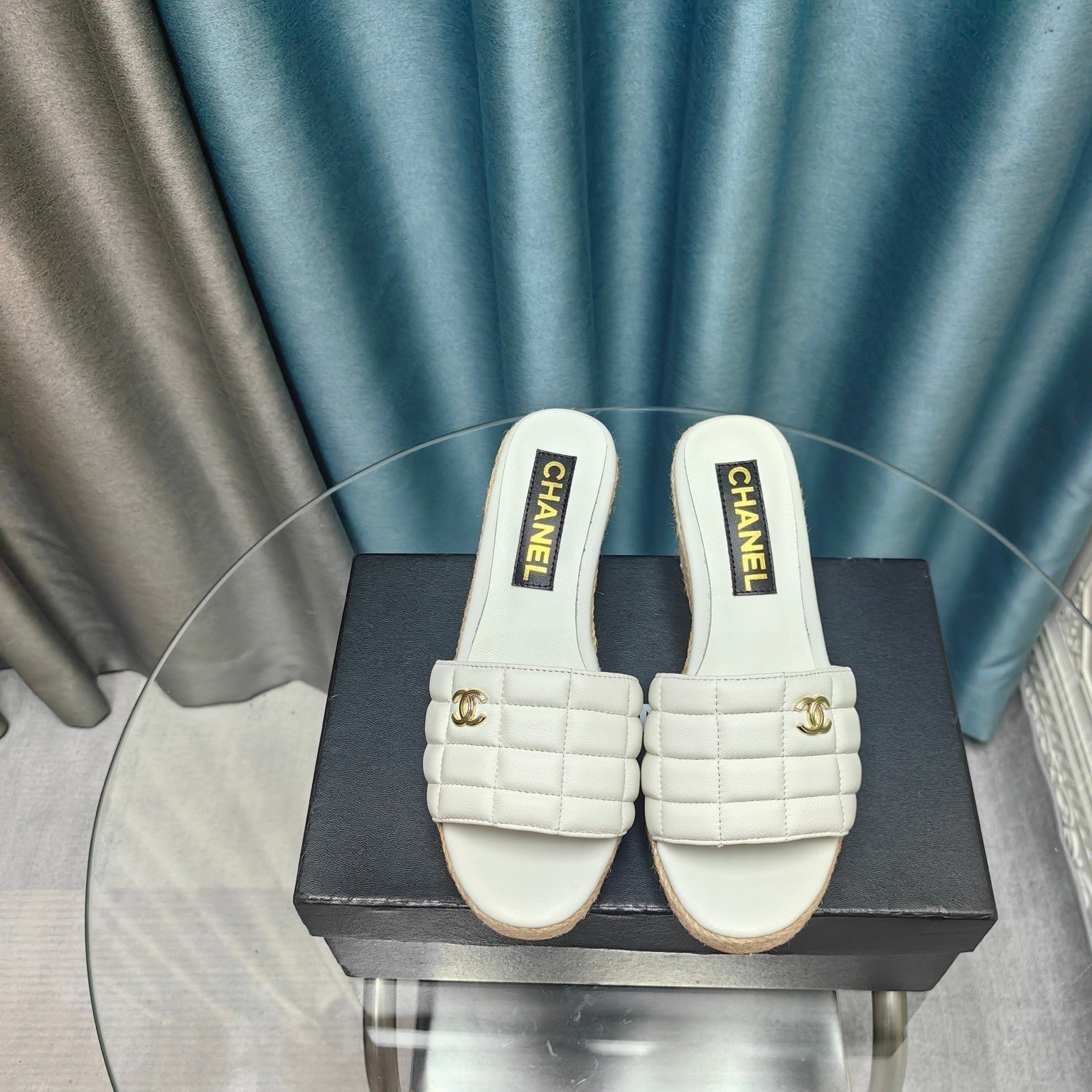 WEDGE WHITE SHEEPSKIN - Image 2