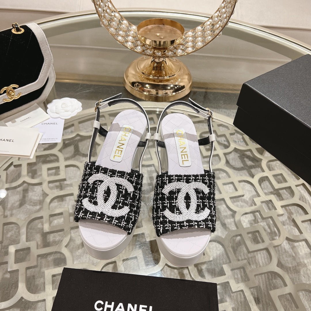 WEDGE SANDALS IN BLACK FABRIC WITH WHITE LOGO - Image 3