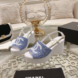 WEDGE SANDALS IN SAPPHIRE BLUE FABRIC WITH WHITE LOGO