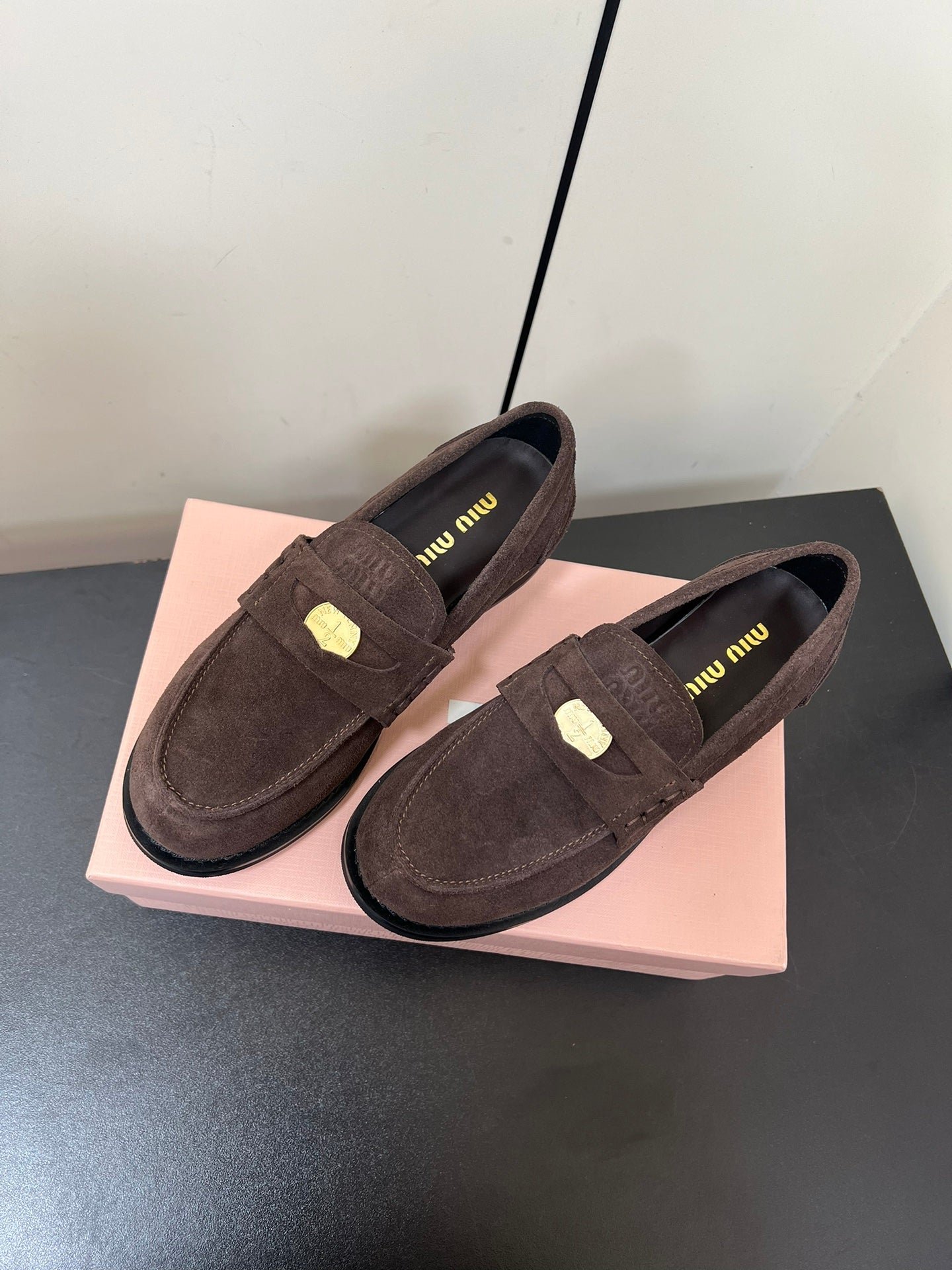 PENNY LOAFERS IN CHOCOLATE SUEDE - Image 6
