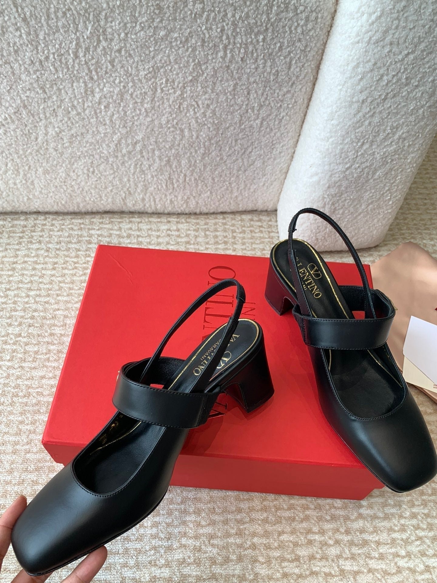 VLOGO LOCKER MARY-JANE SLINGBACK PUMPS IN BLACK CALFSKIN 65 MM - Image 4